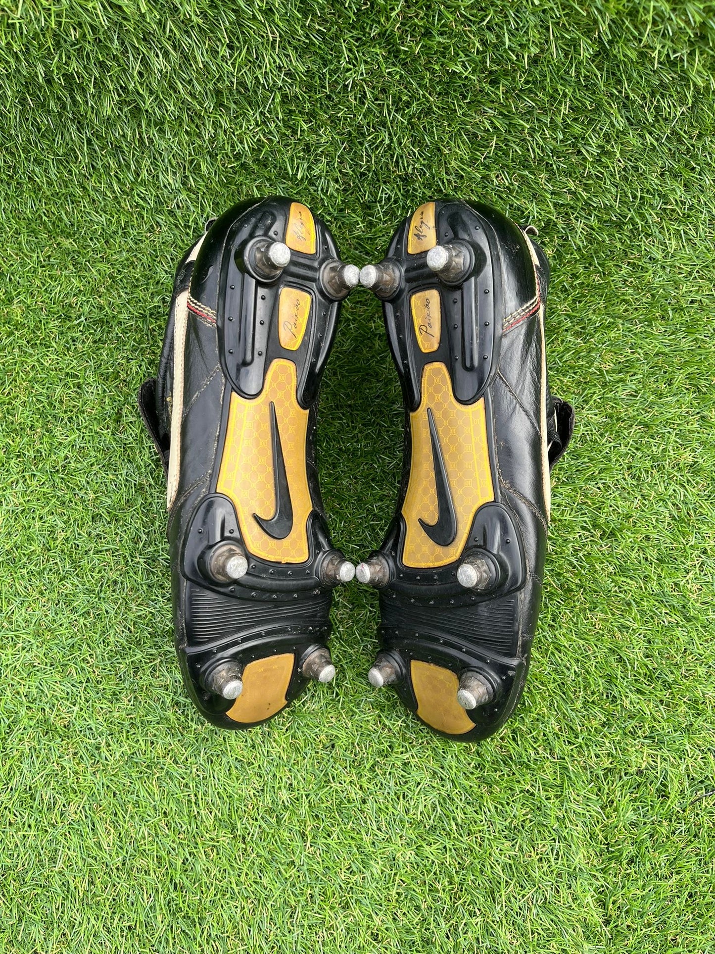 Nike Tiempo R10 Elite SG - 8 UK
