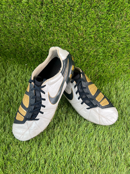 Nike Total 90 Laser III Elite SG - 8.5 UK