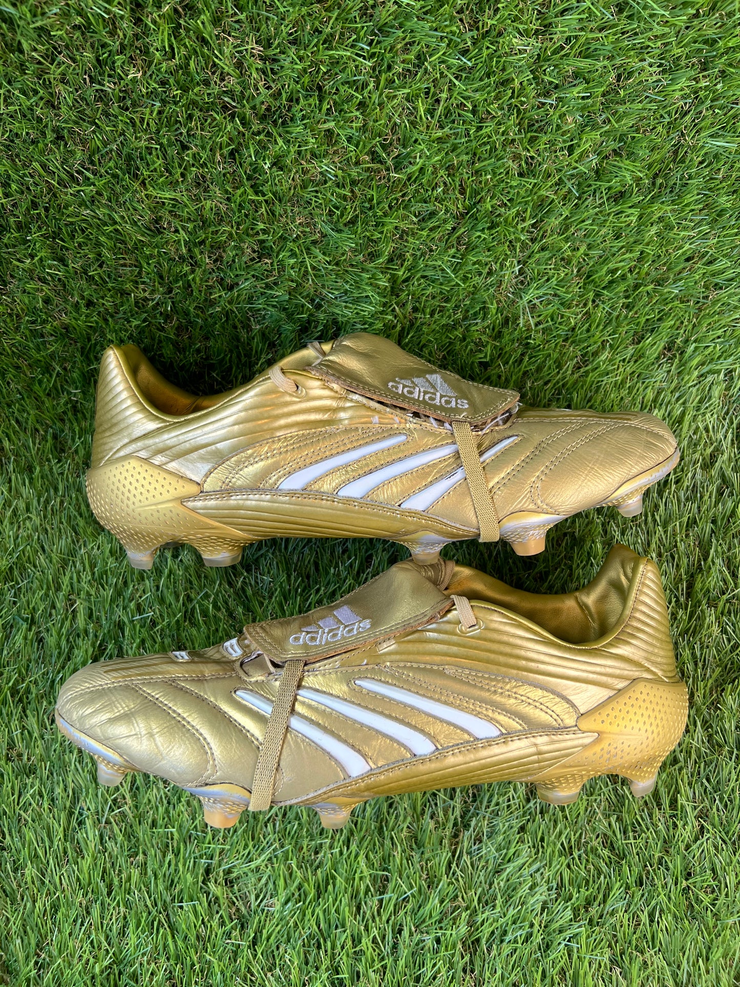 Adidas Predator Absolute 2022 remake FG - 11.5 UK