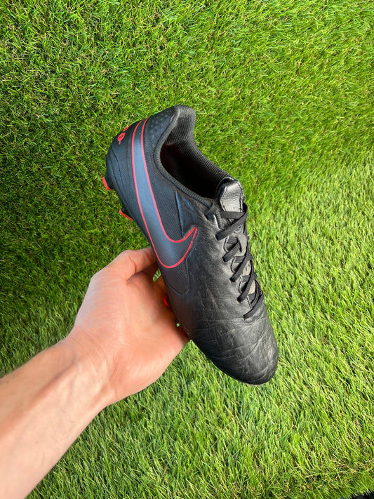 Nike Tiempo Legend VIII FG - 9 UK