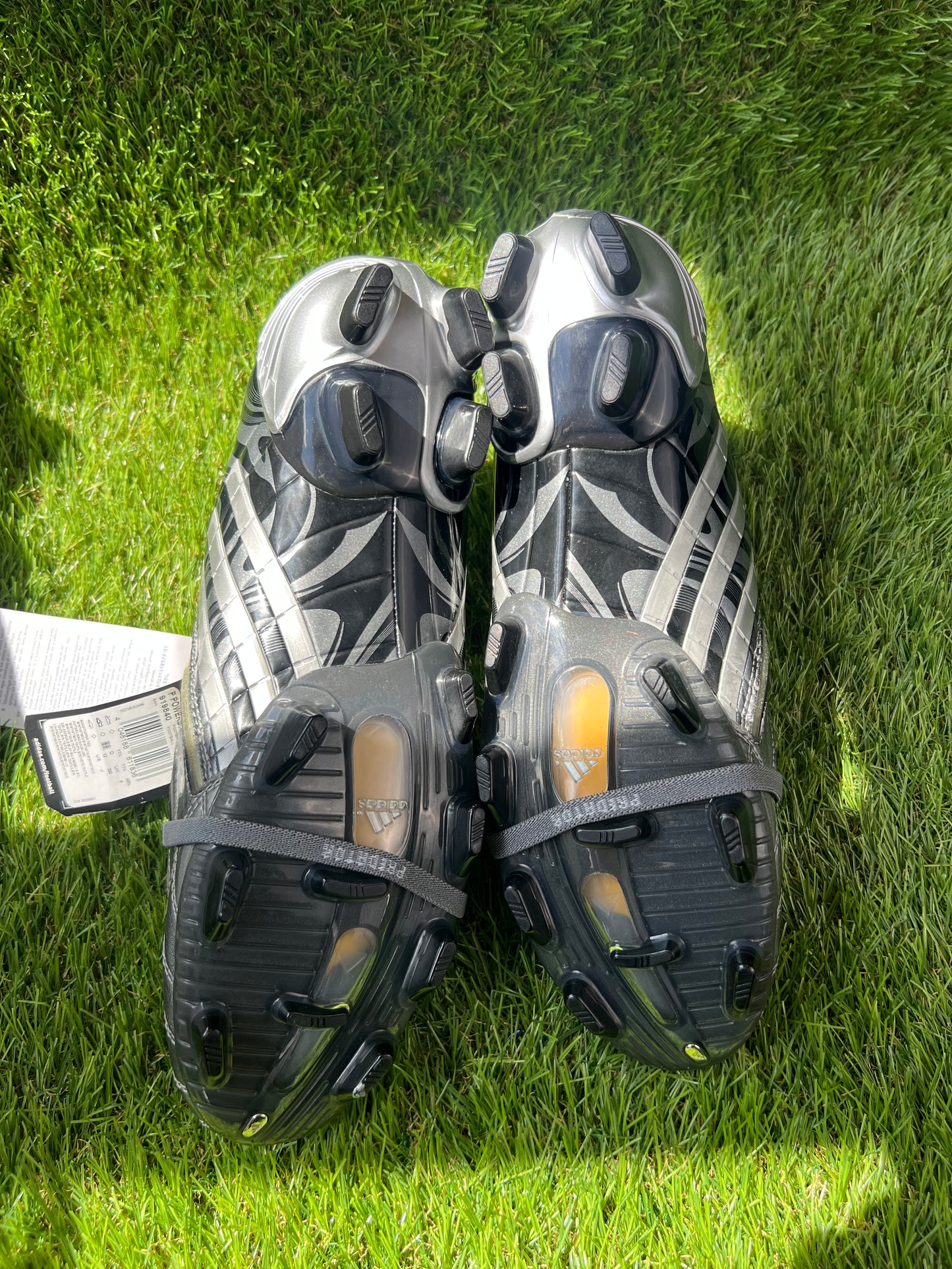 Adidas Predator Powerswerve FG silver - 11.5 UK