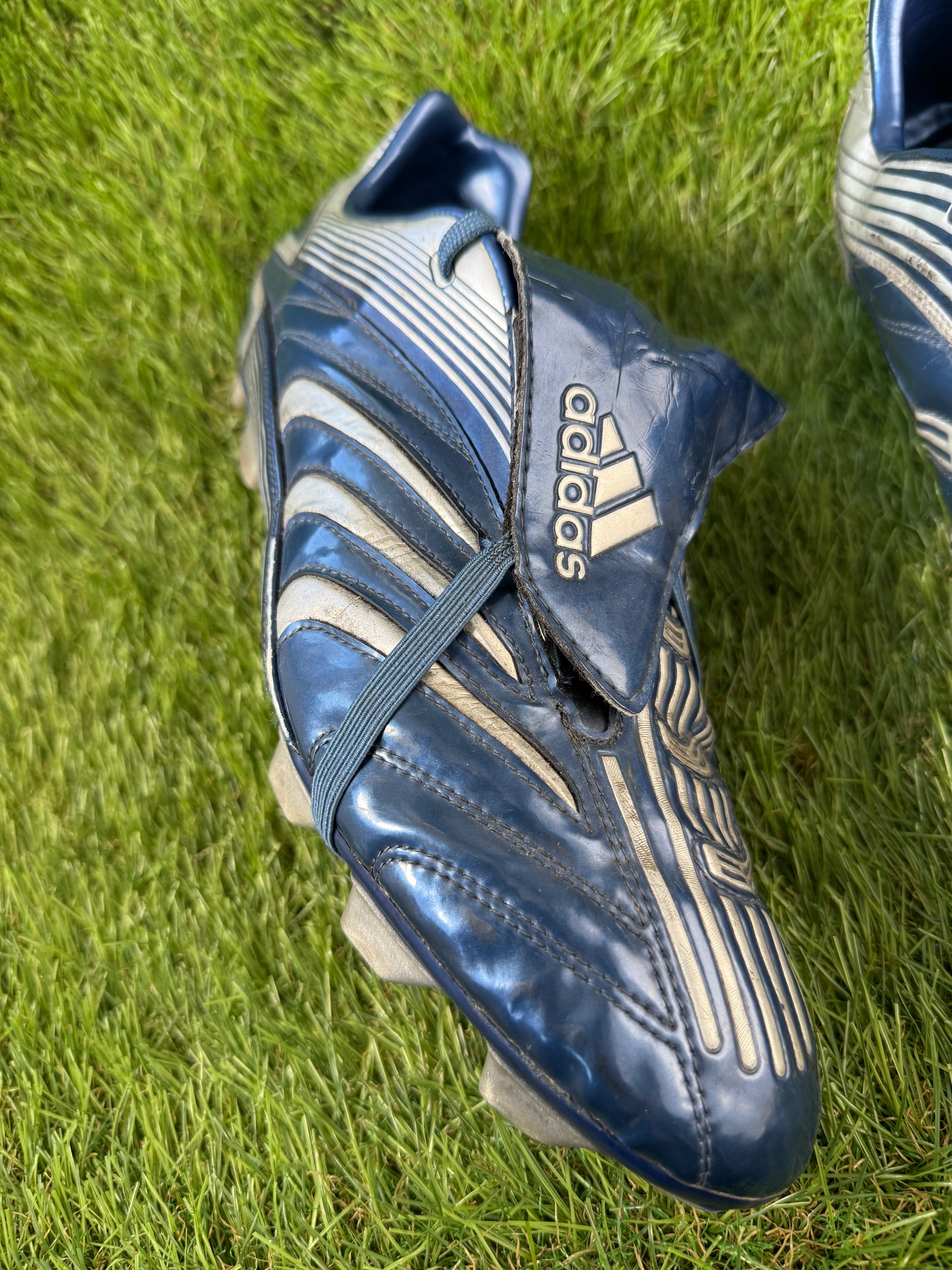 Adidas Predator Absolute FG - 11 UK