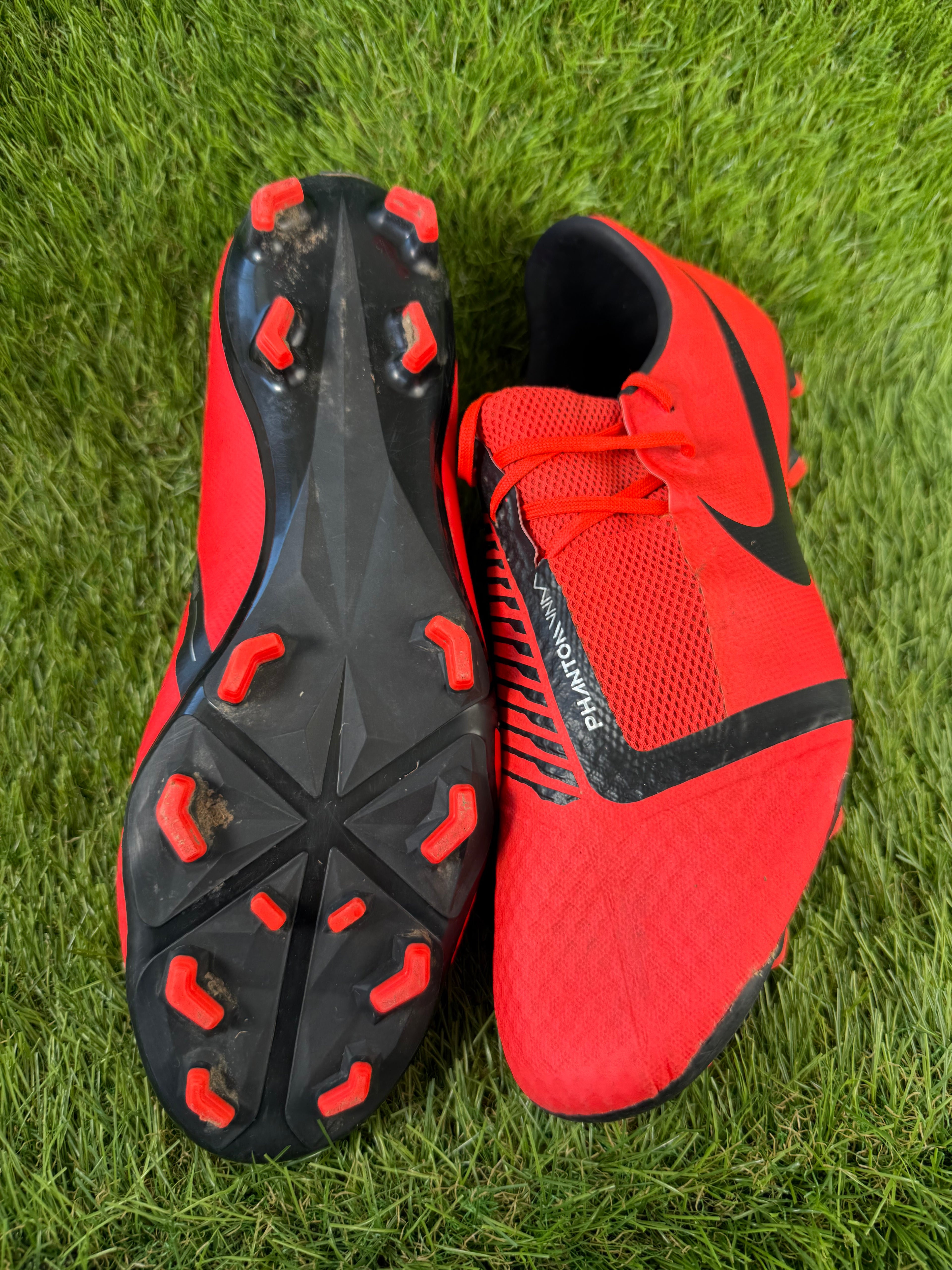 Nike Phantom Venom Academy Red FG - 11 UK