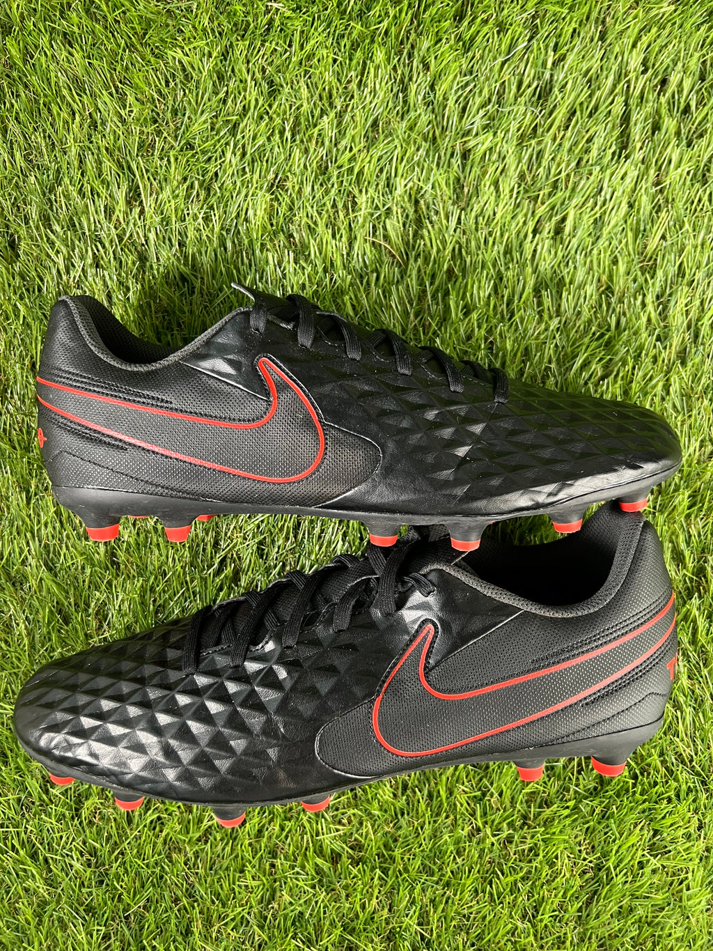 Nike Tiempo Legend 8 FG - 10.5 UK