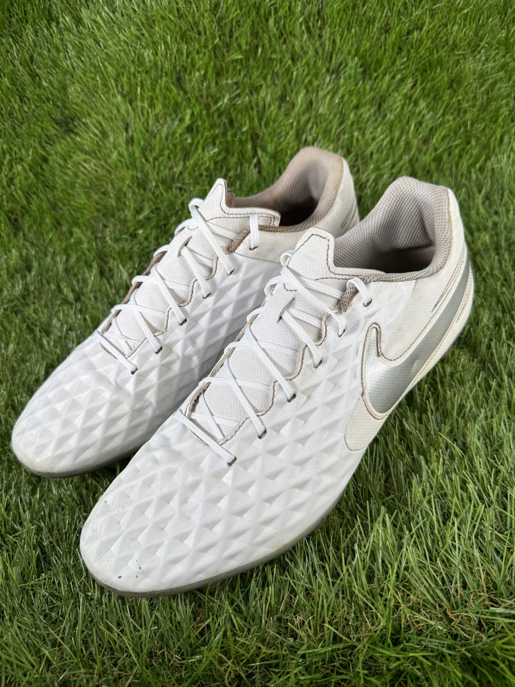 Nike Tiempo Legend 8 SG - 7.5 UK
