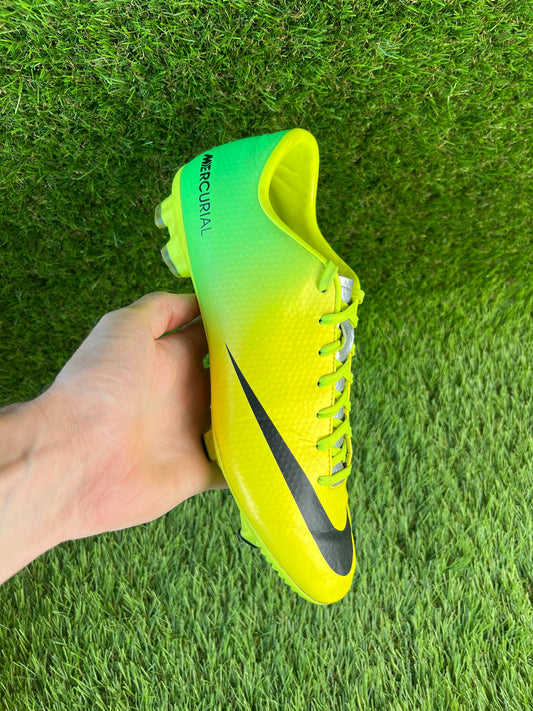 Nike Mercurial Victory IV FG - 8 UK