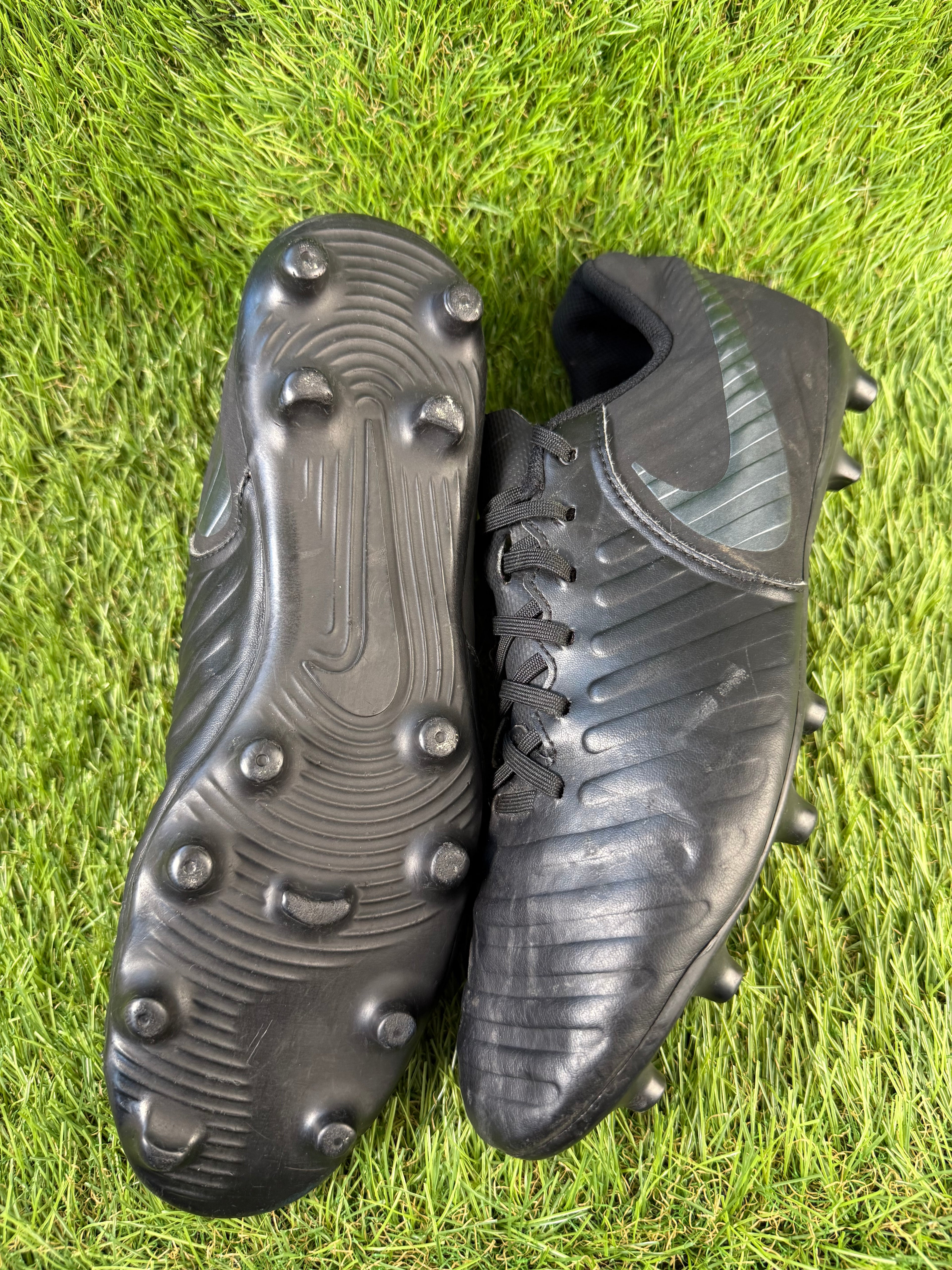 Nike Tiempo Legend 7 FG - 8.5 UK