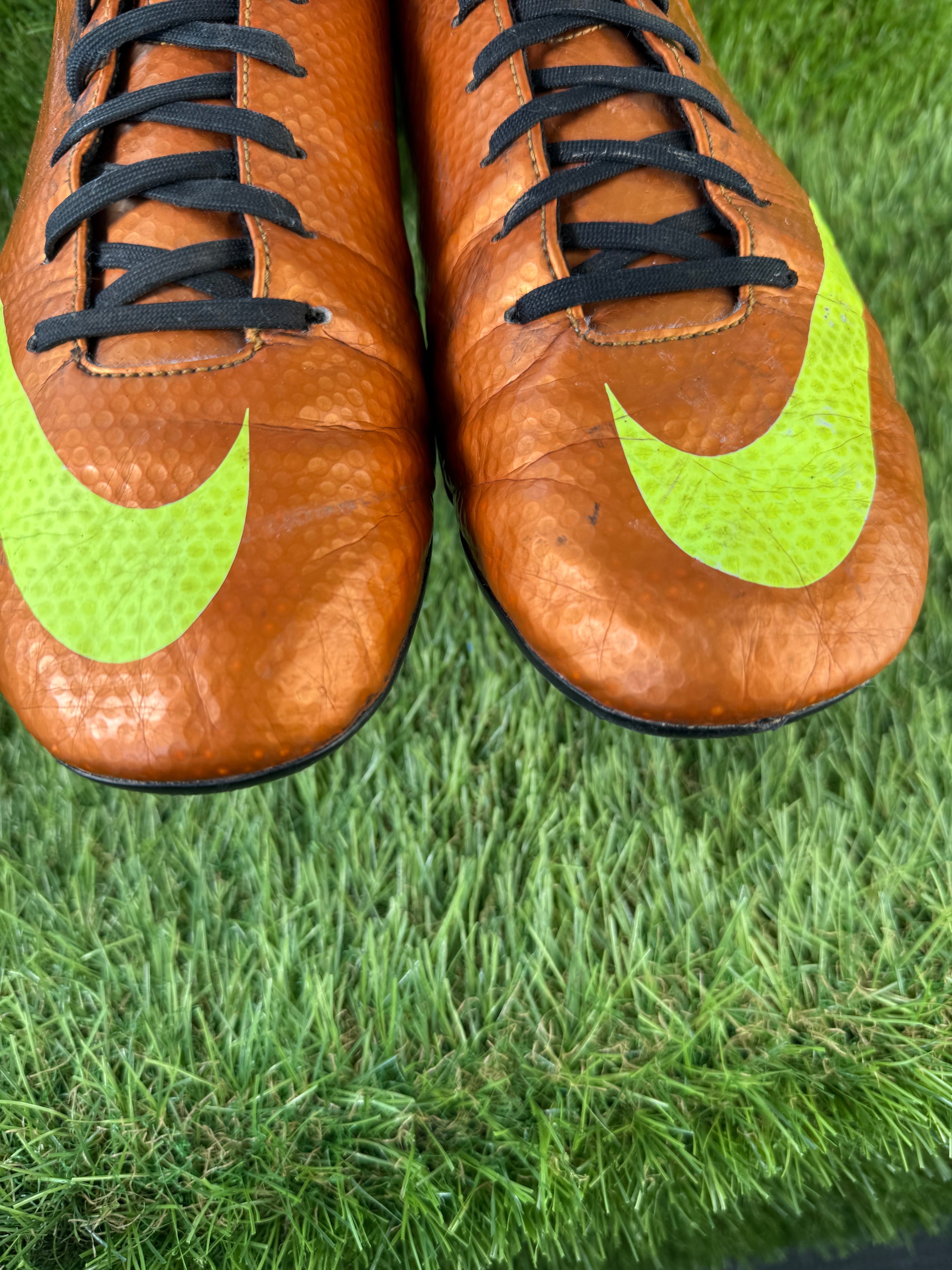 Nike Mercurial Victory IV FG - 10.5 UK