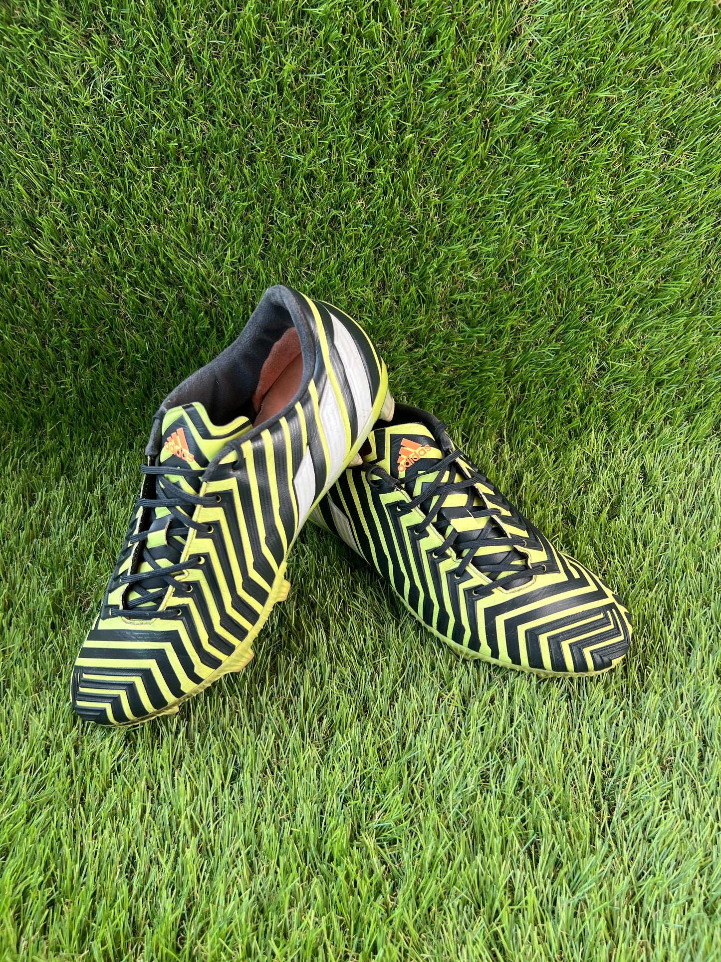 Adidas Predator Instinct FG - 8 UK