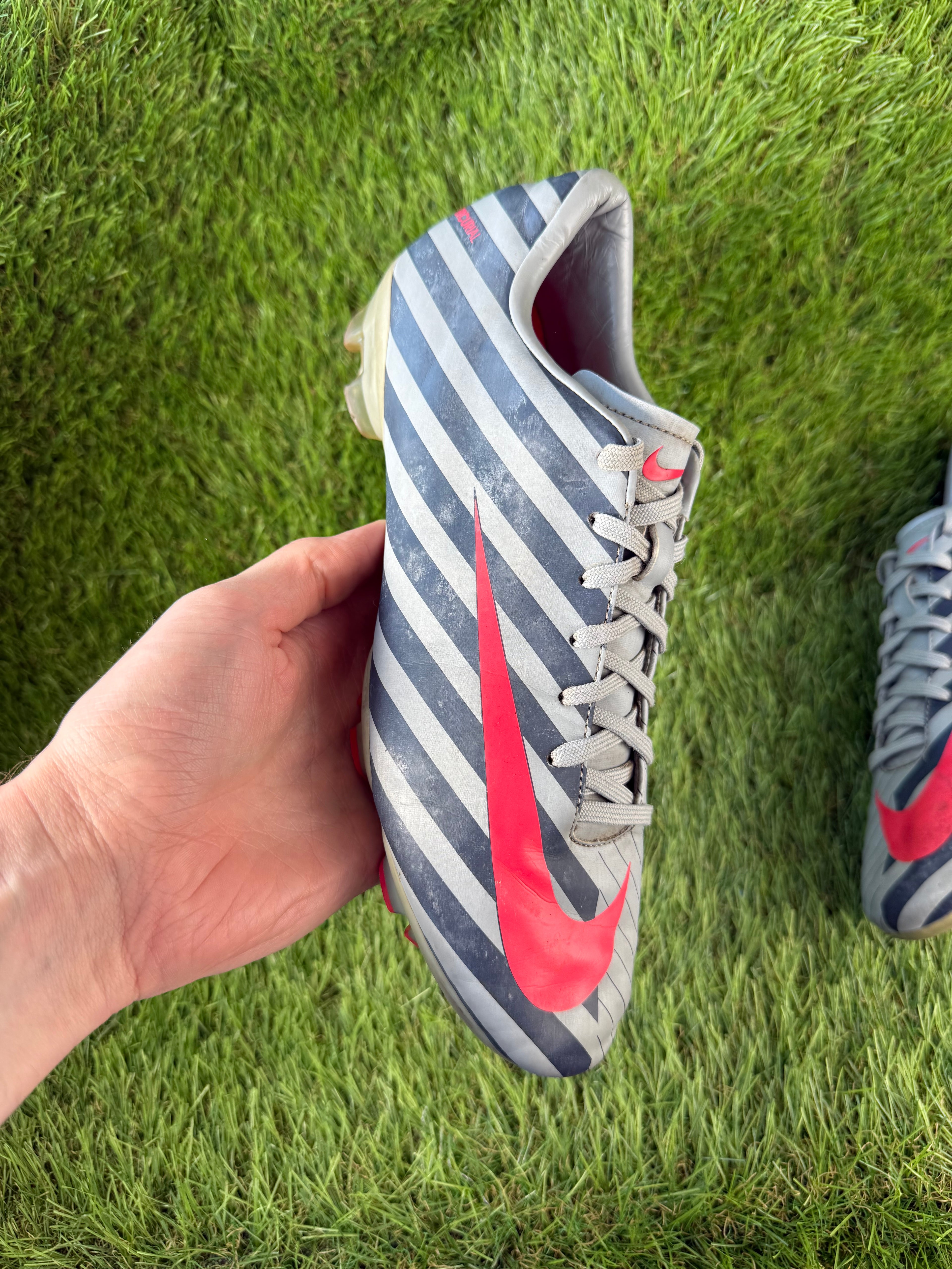 Nike Mercurial Victory II CR7 FG - 8 UK