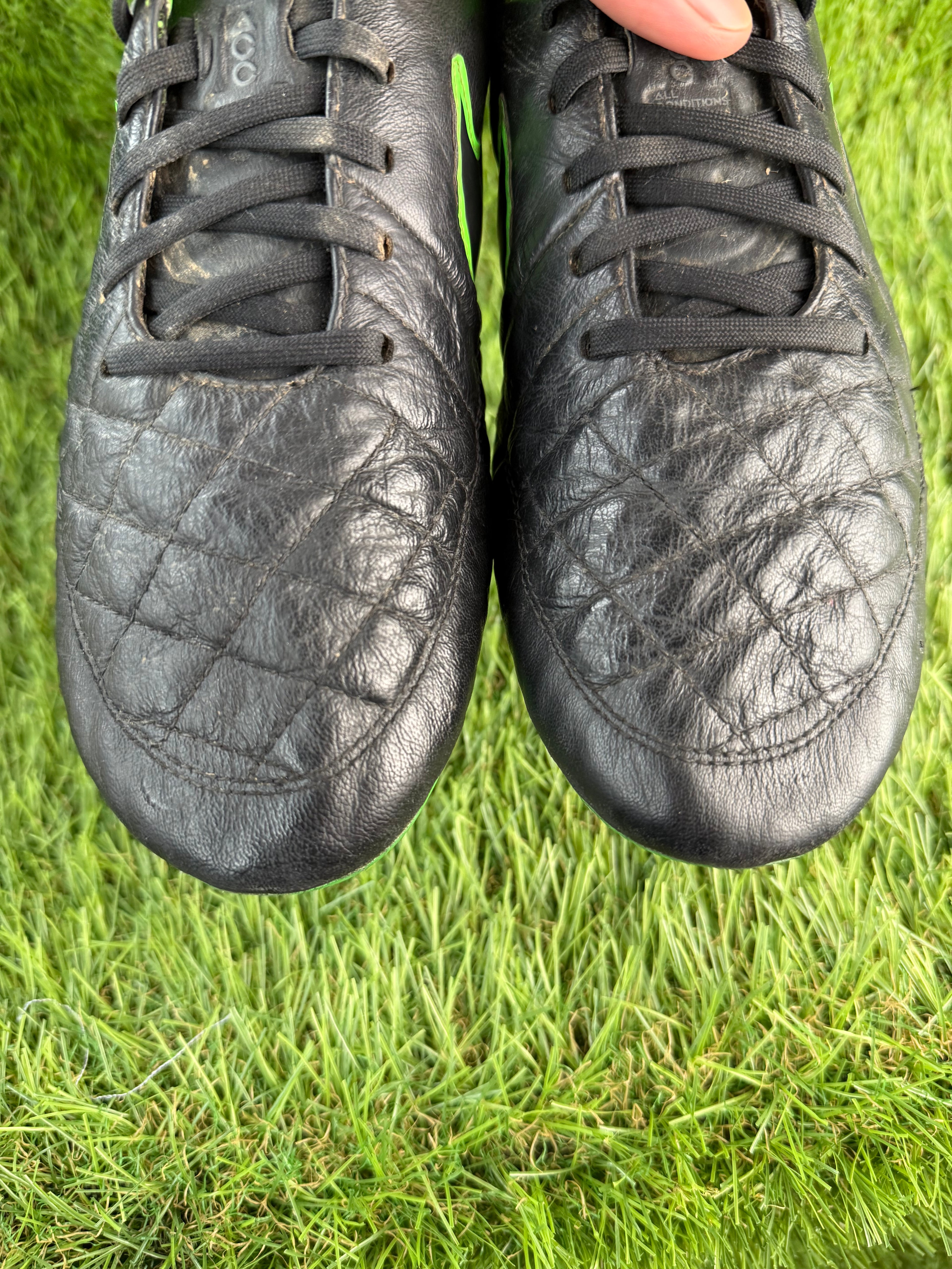 Nike Tiempo Legend V Elite ACC SG - 8.5 UK