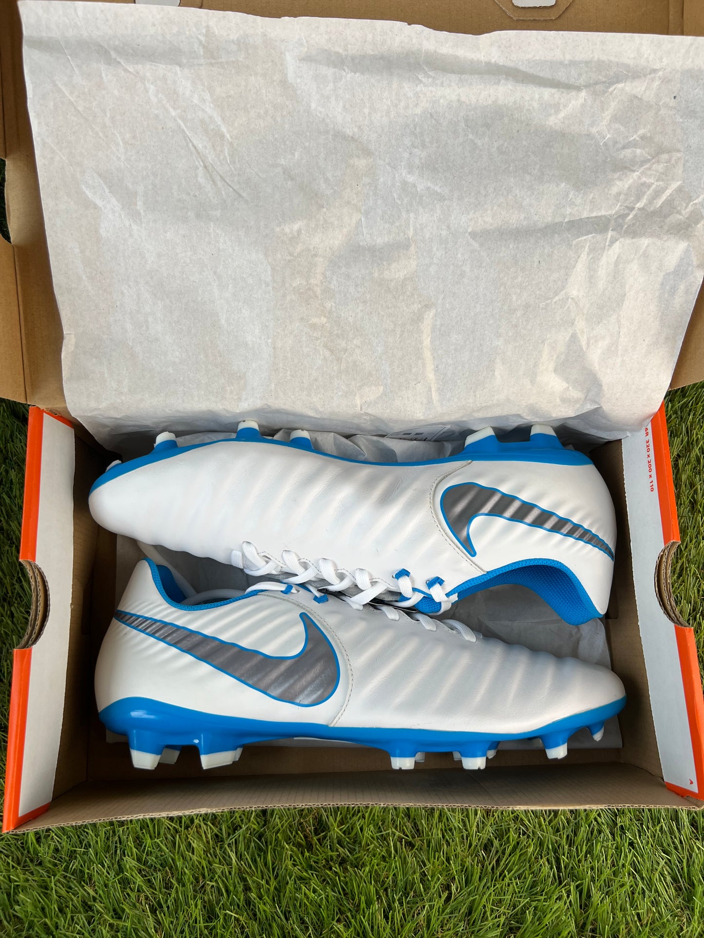 Nike Tiempo Legend VII Academy FG - 10.5 UK