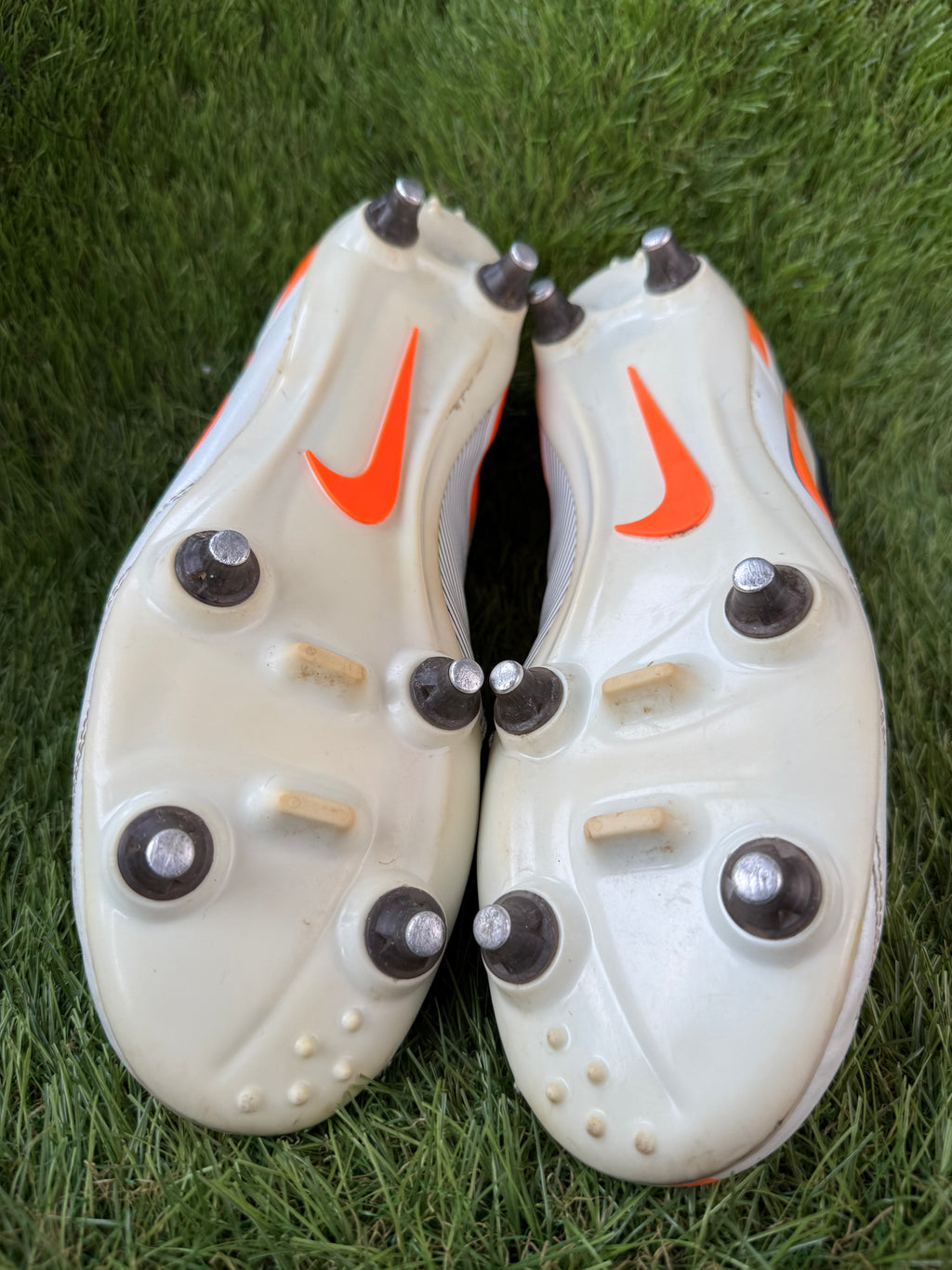 Nike Total 90 Laser IV Strike SG - 9 UK