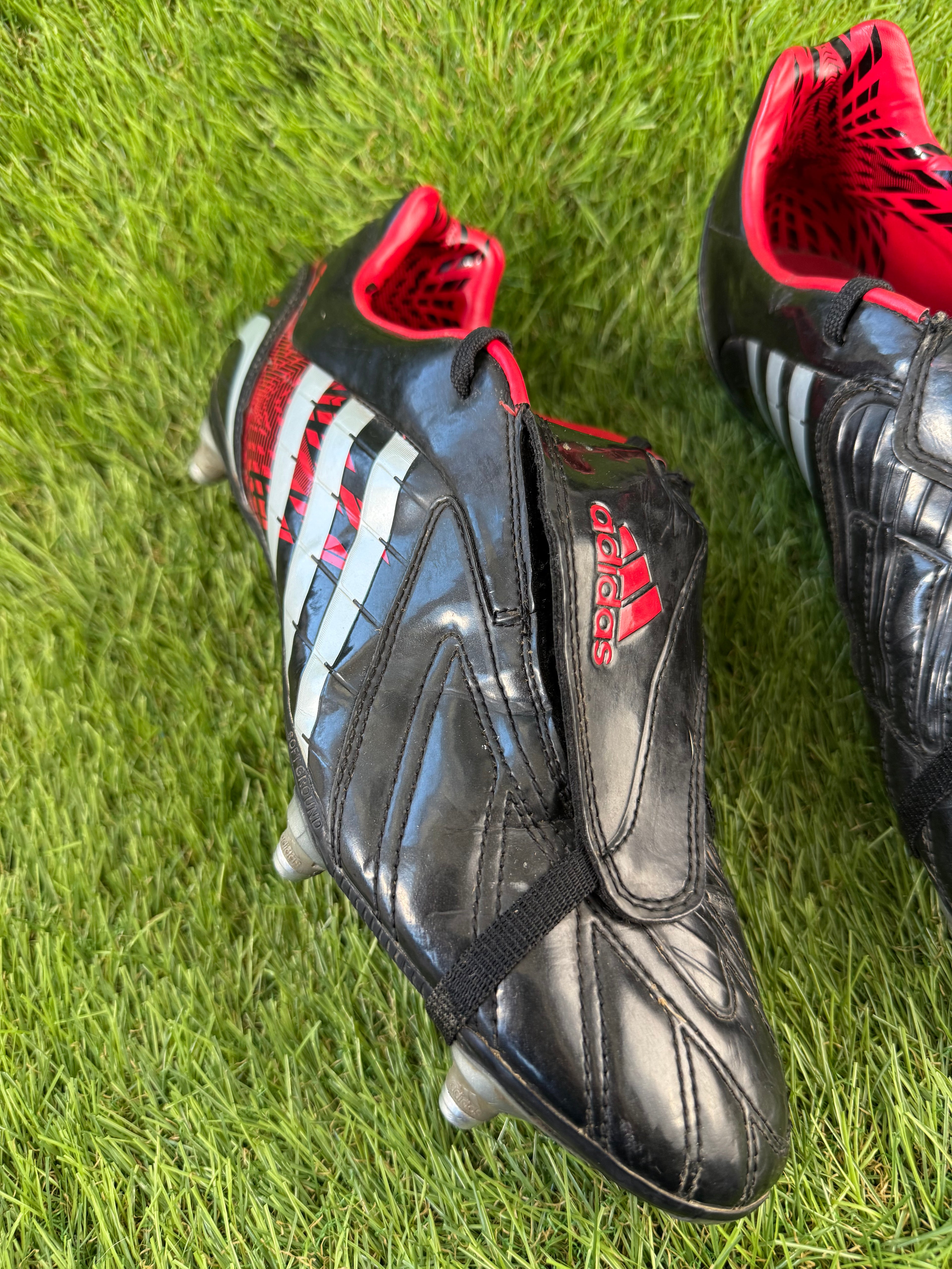 Adidas Predator Powerswerve SG - 9 UK