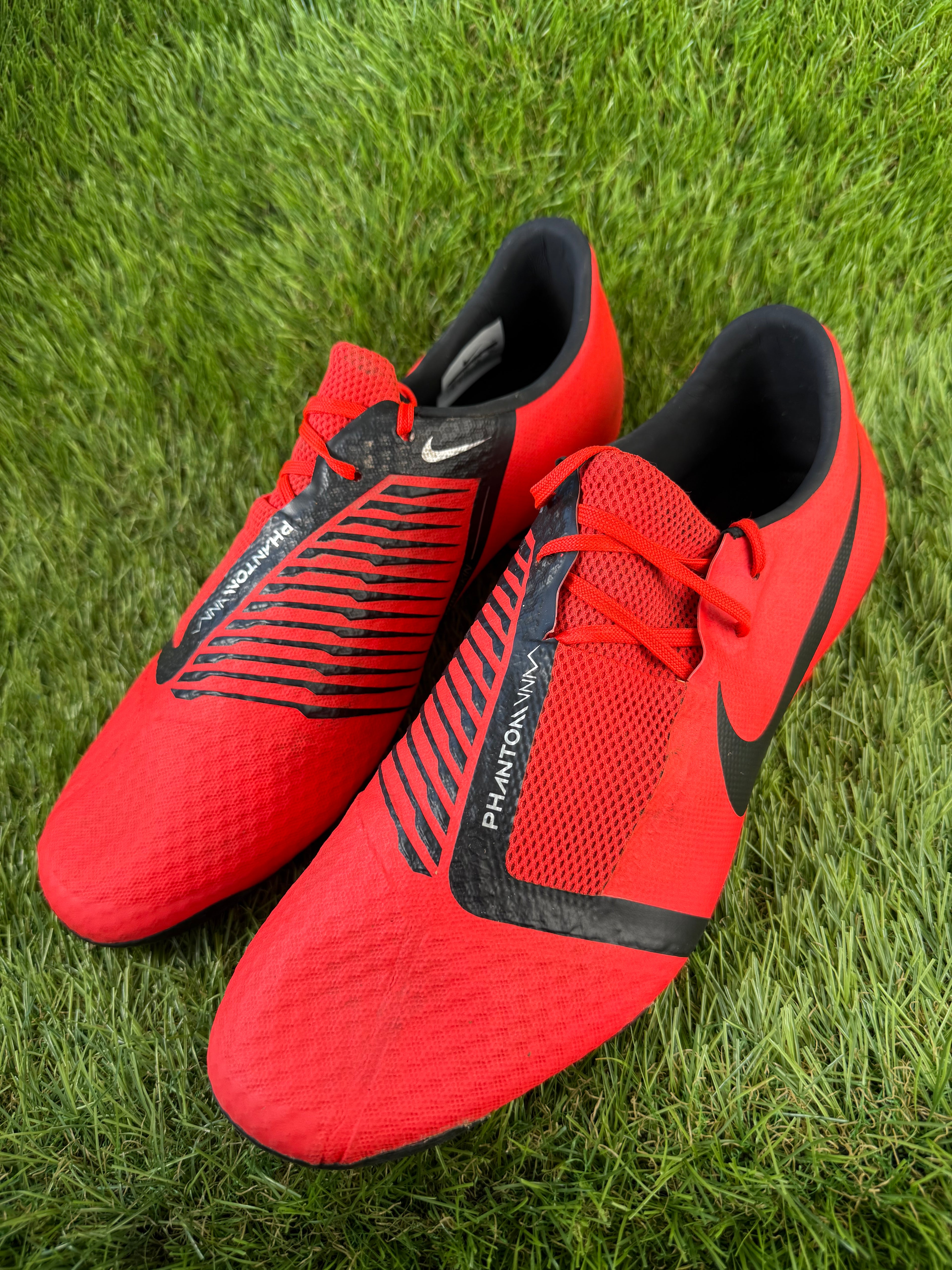 Nike Phantom Venom Academy Red FG - 11 UK