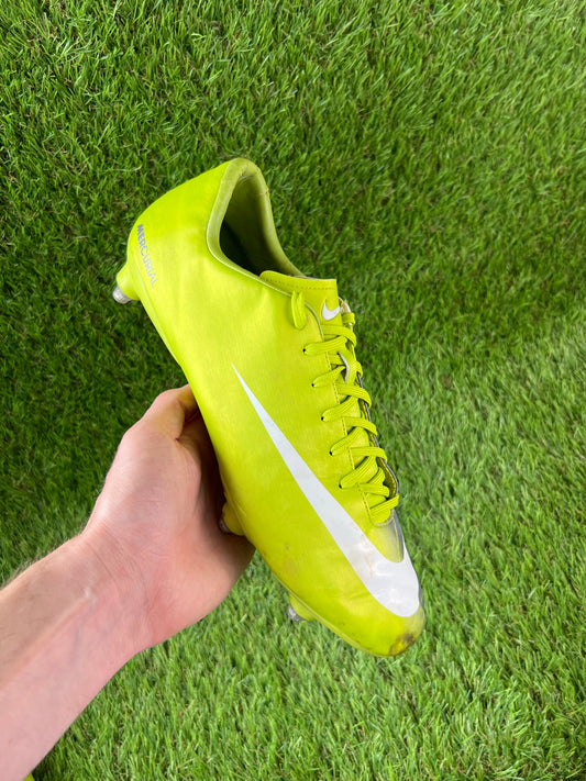 Nike Mercurial Victory SG - 11 UK