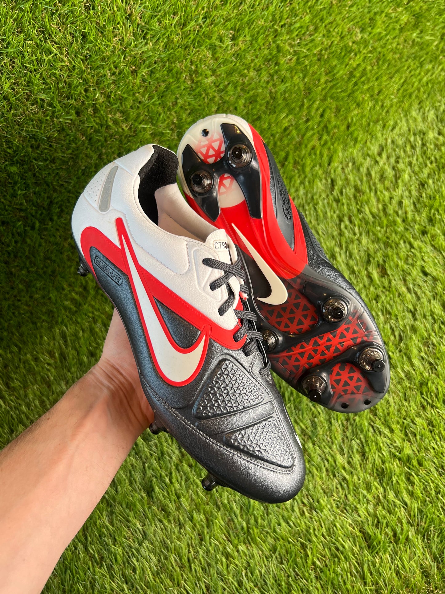 Nike CTR360 Maestri II SG - 7.5 UK
