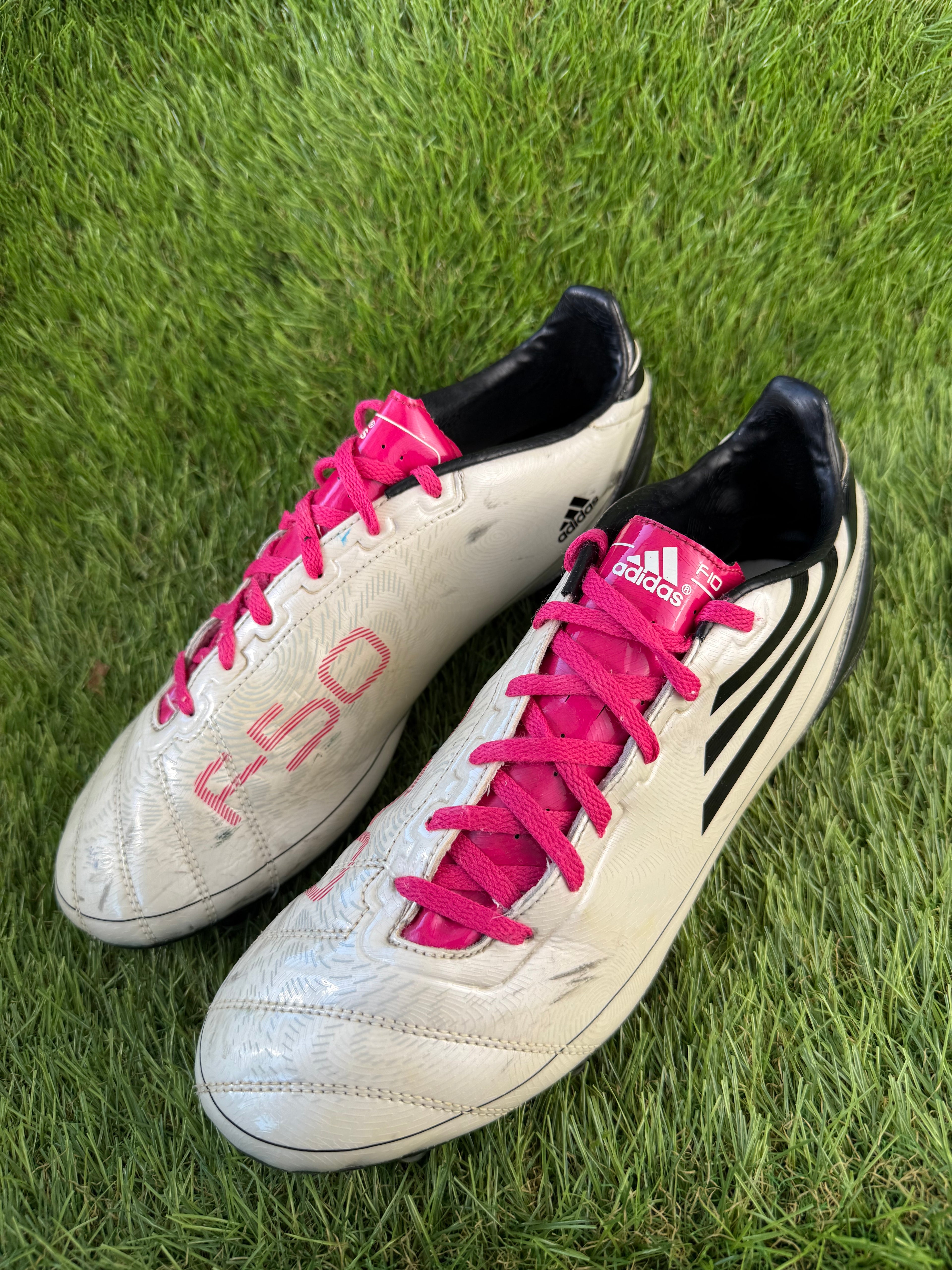 Adidas F50 F10 SG - 9.5 UK