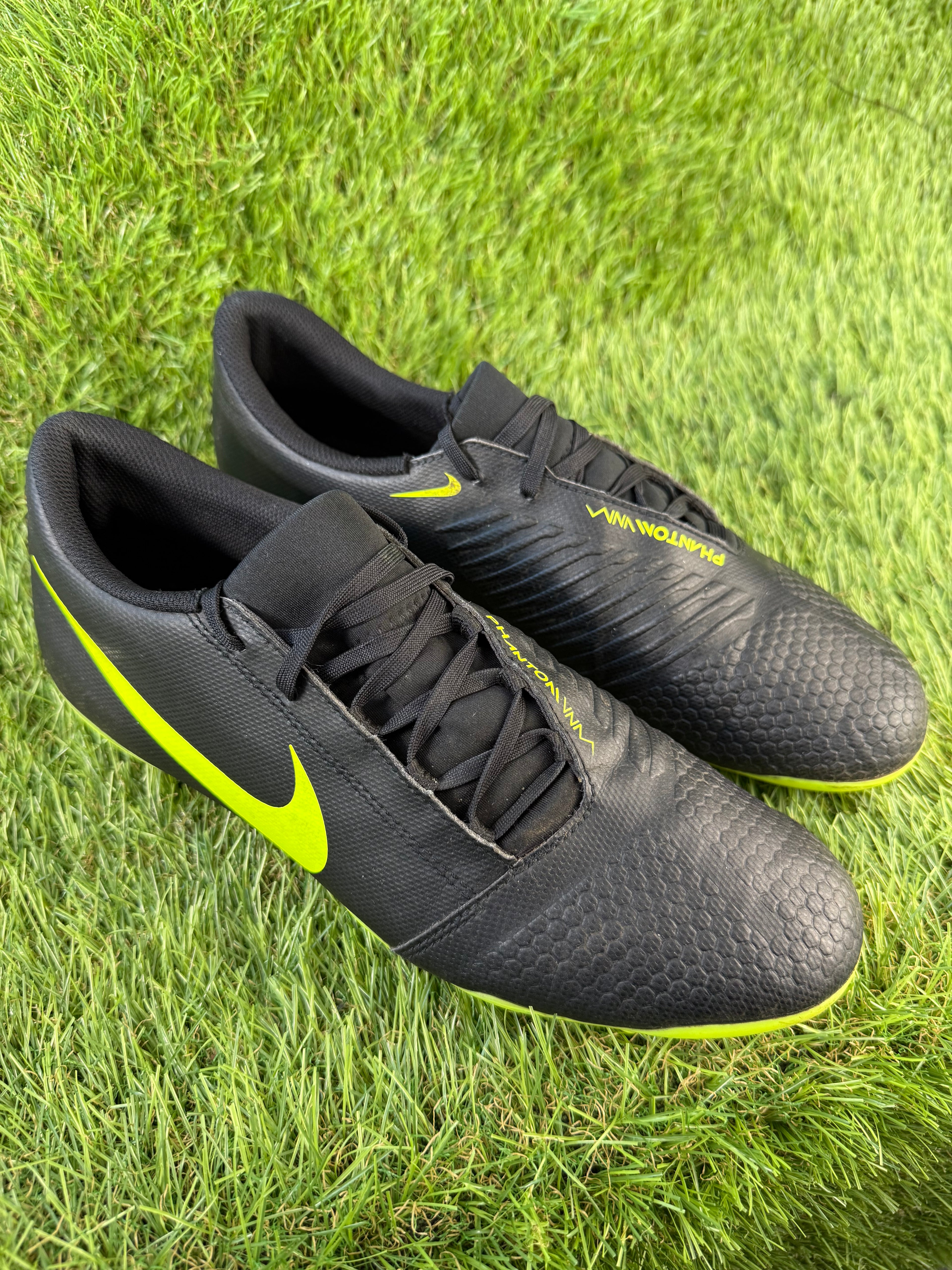Nike Phantom Venom Club FG - 8 UK