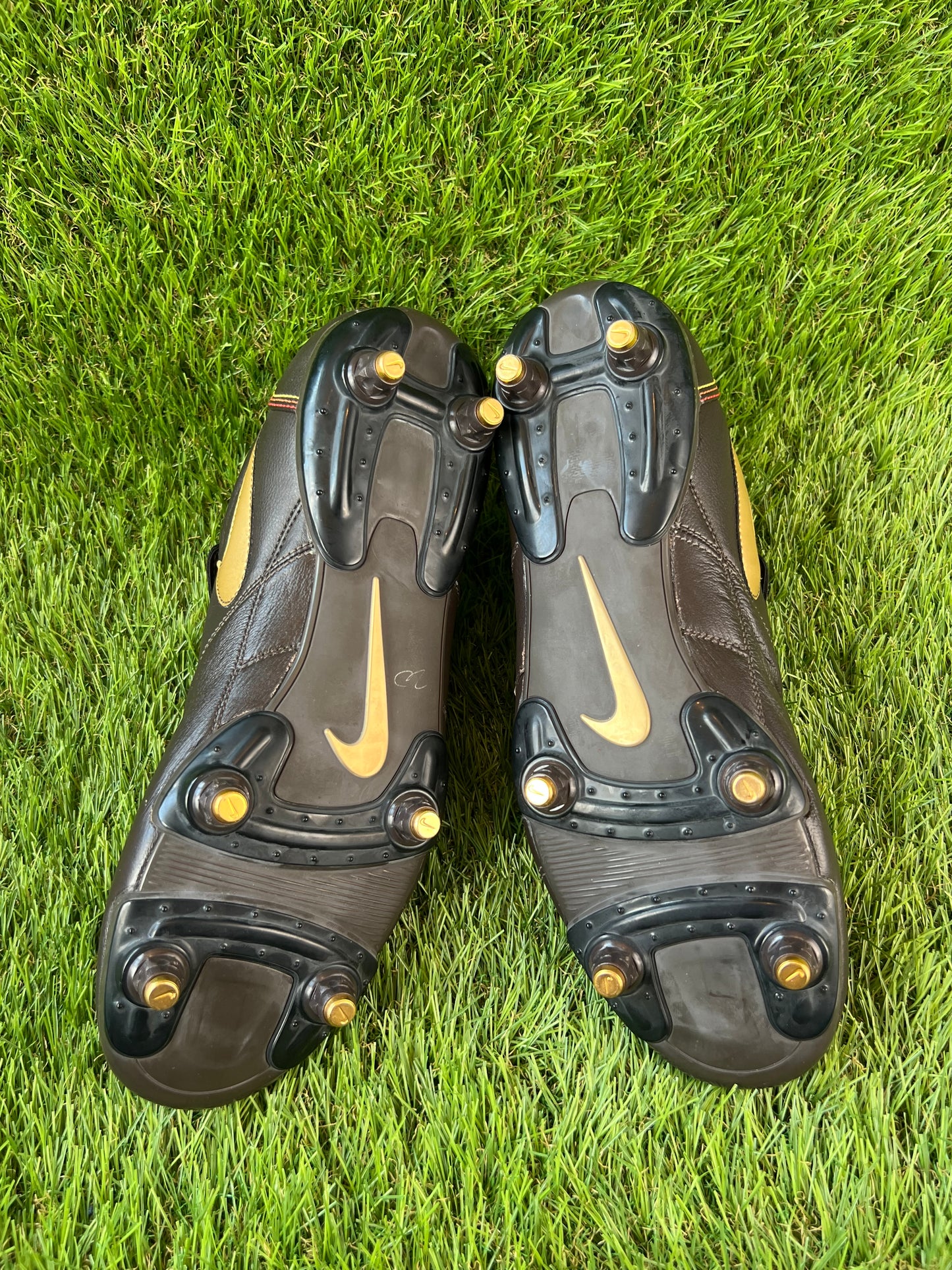 Nike Tiempo R10 SG - 9 UK