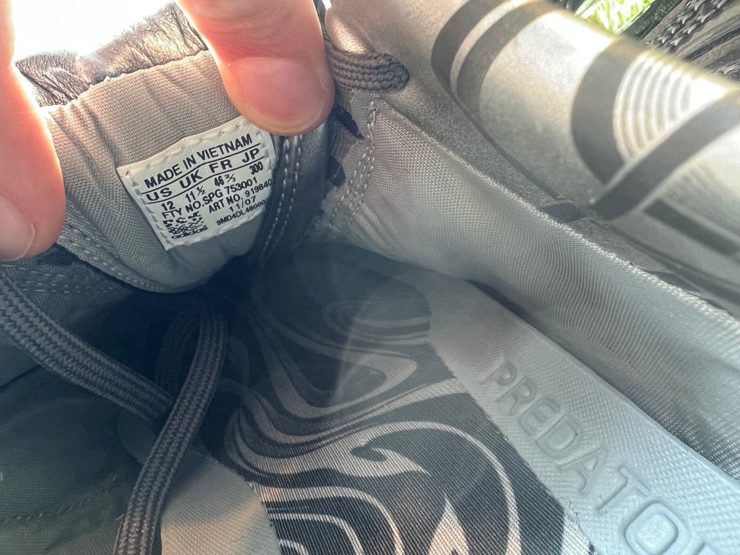 Adidas Predator Powerswerve FG silver - 11.5 UK