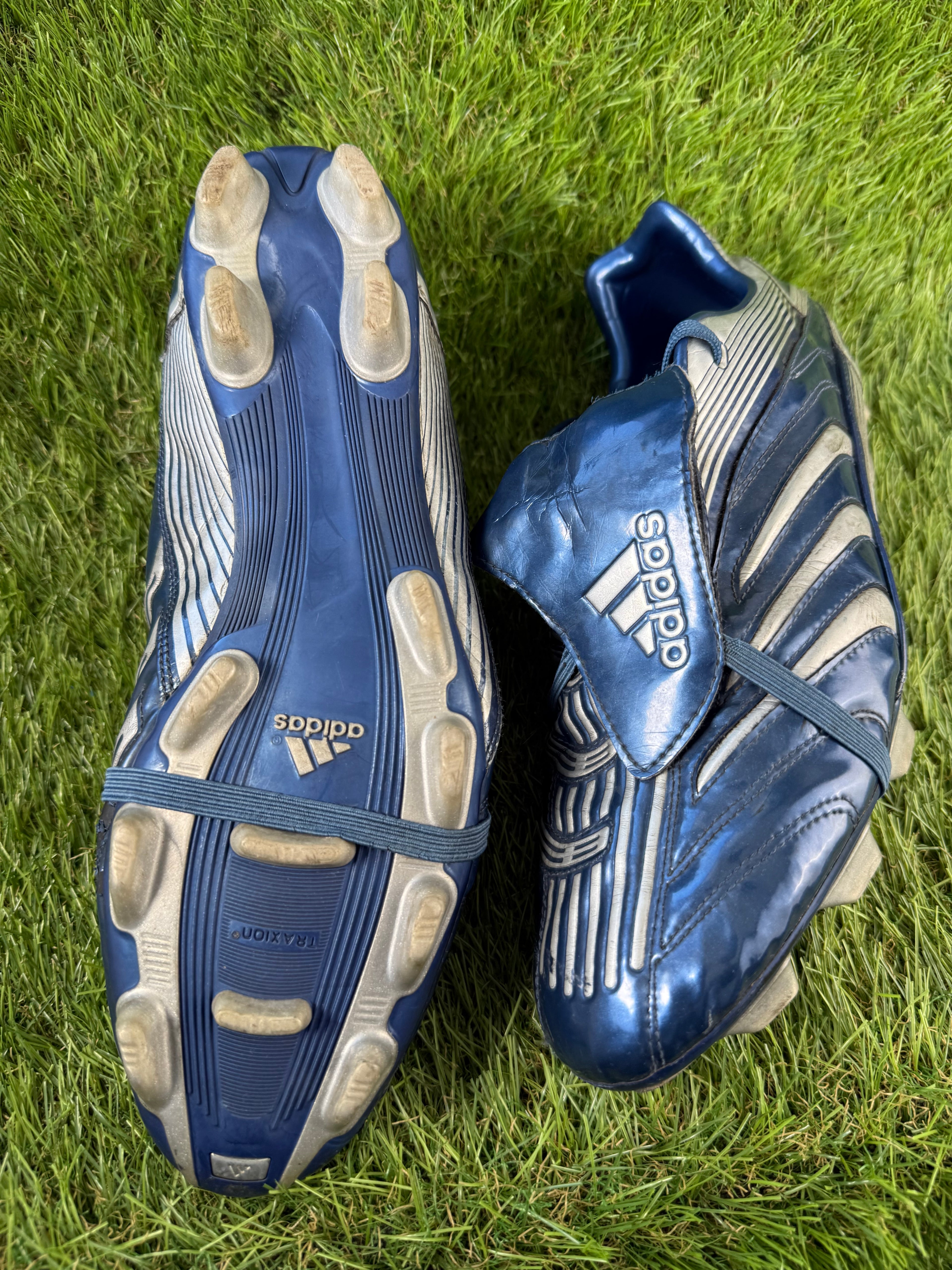 Adidas Predator Absolute FG - 11 UK