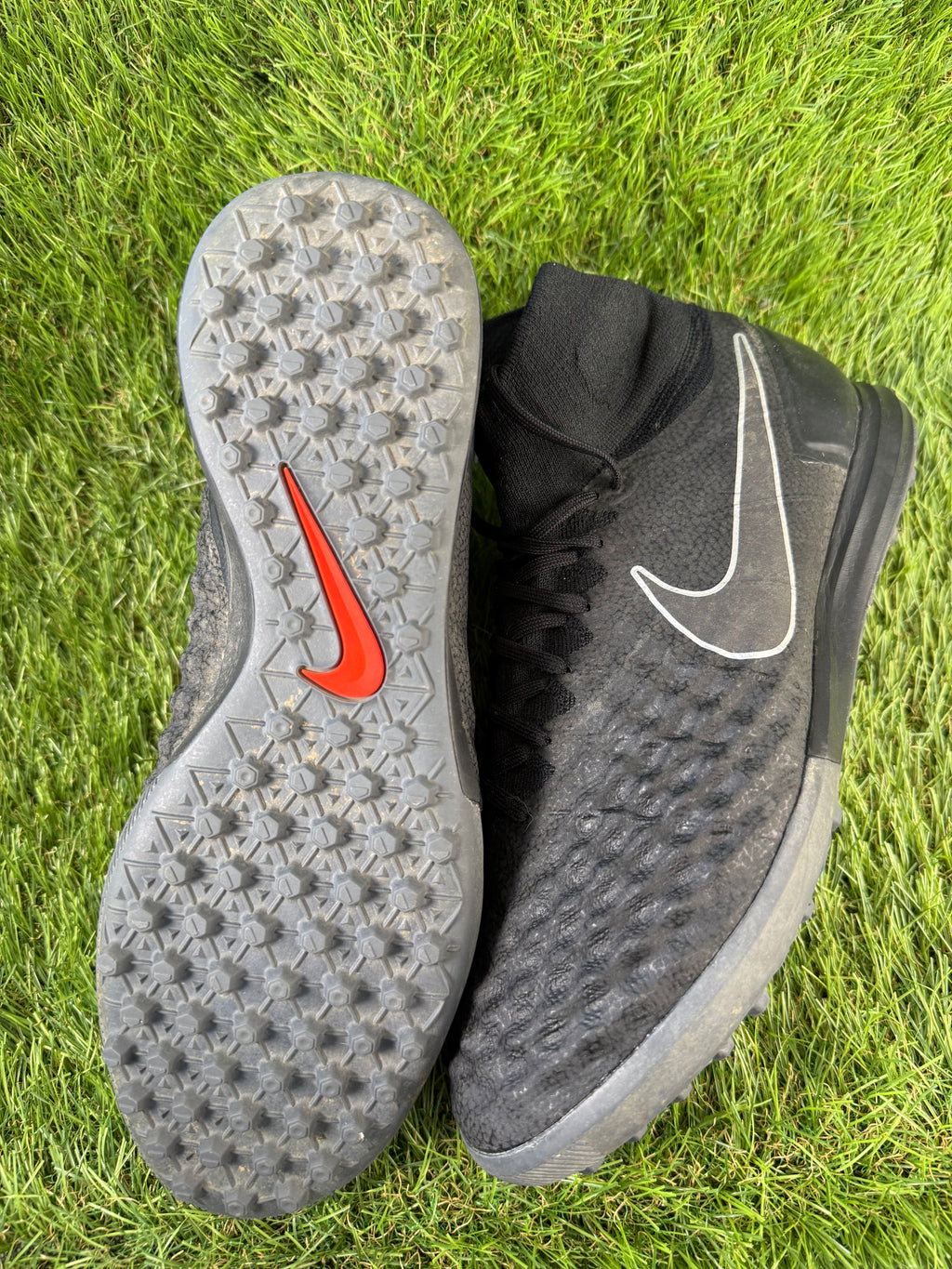 Nike MagistaX - 8.5 UK