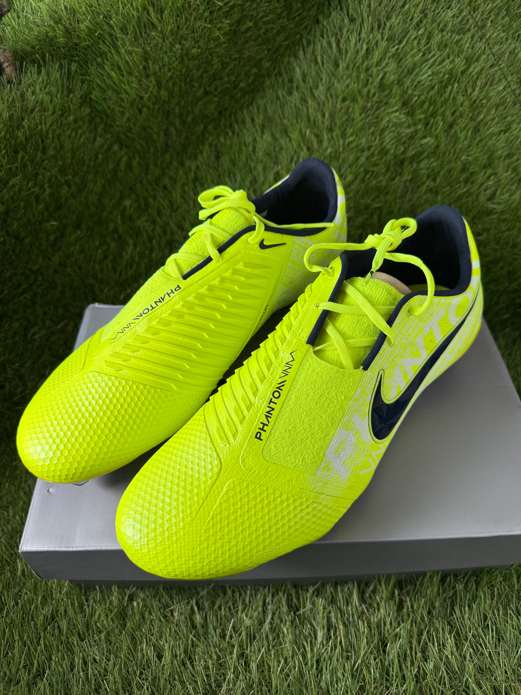 Nike Phantom Venom Elite FG - 11 UK