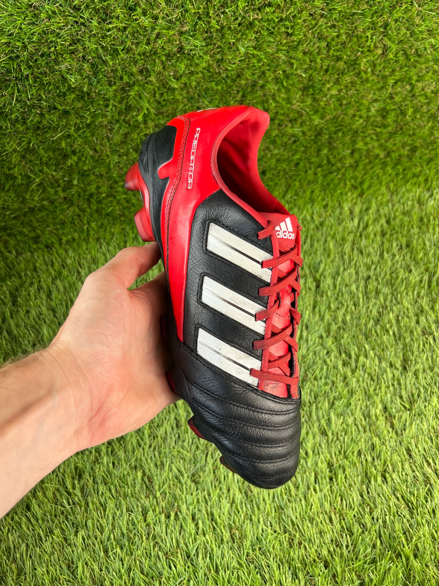 Adidas Predator Adipower AG - 9.5 UK