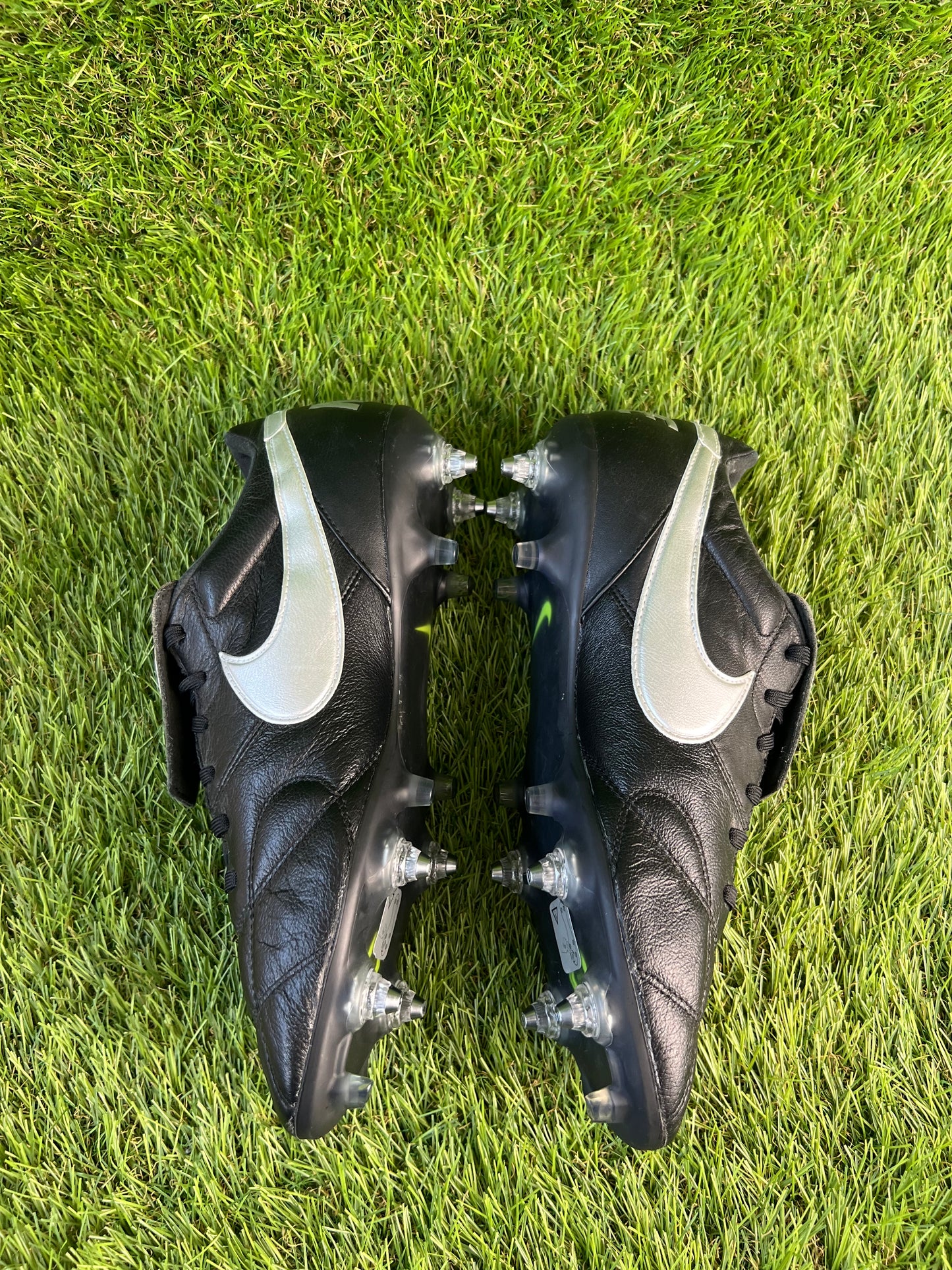 Nike Premier II SG - 7.5 UK