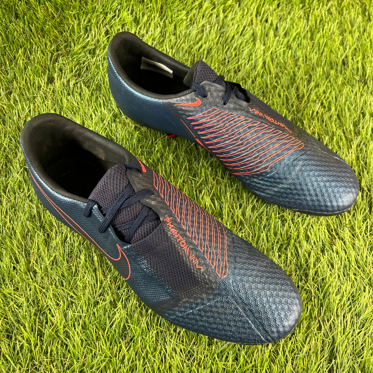 Nike Phantom Venom Academy FG - 8.5 UK