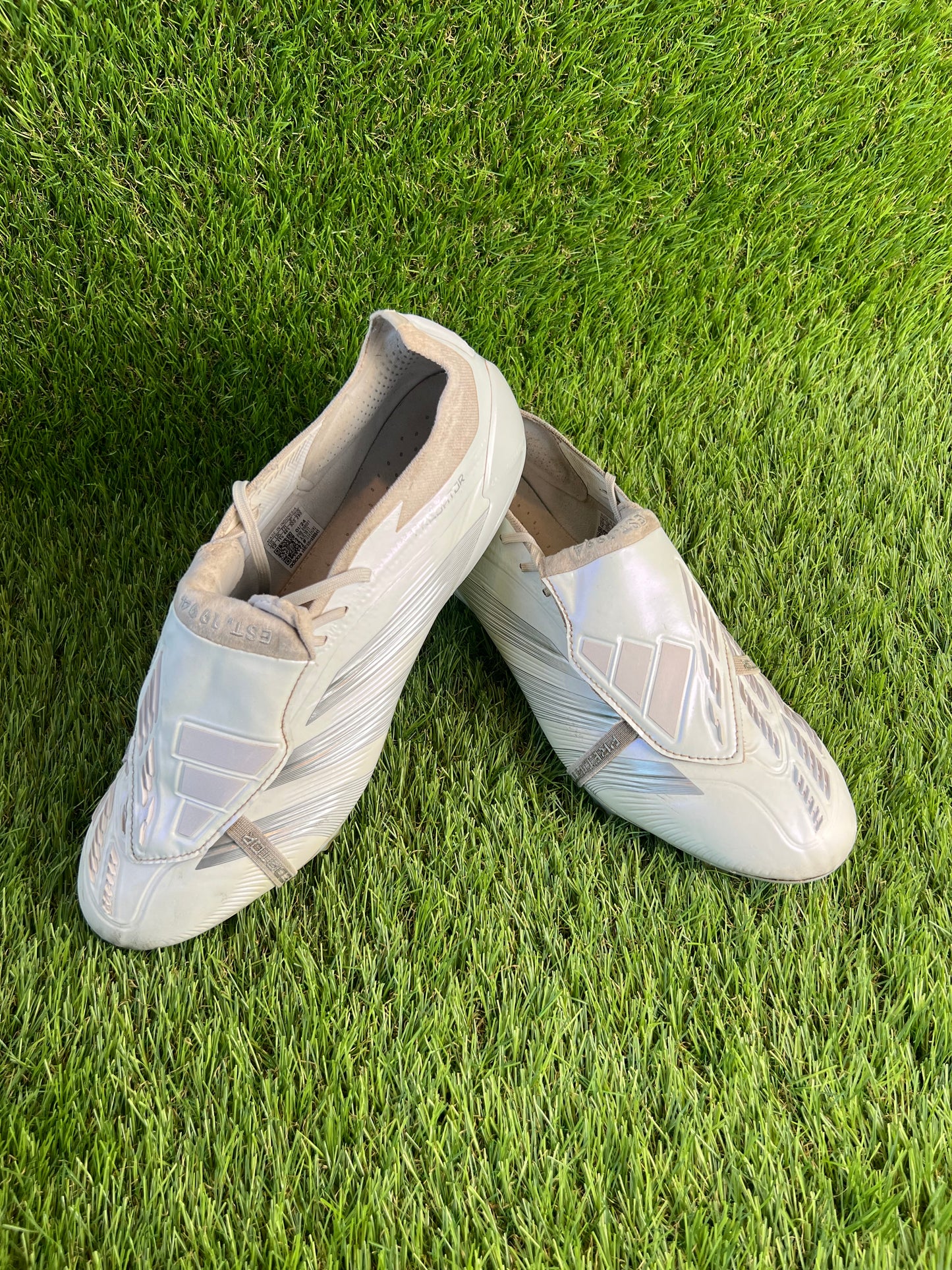 Adidas Predator 24 Elite tongue FG - 11.5 UK