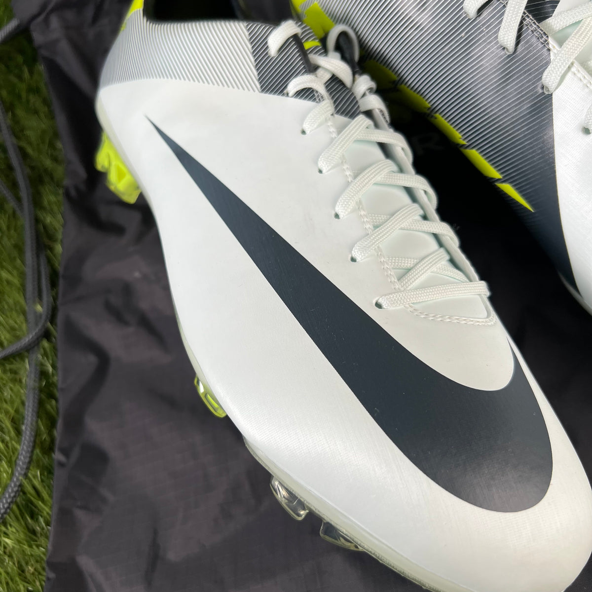 Nike Mercurial Vapor VII FG - 11.5 UK