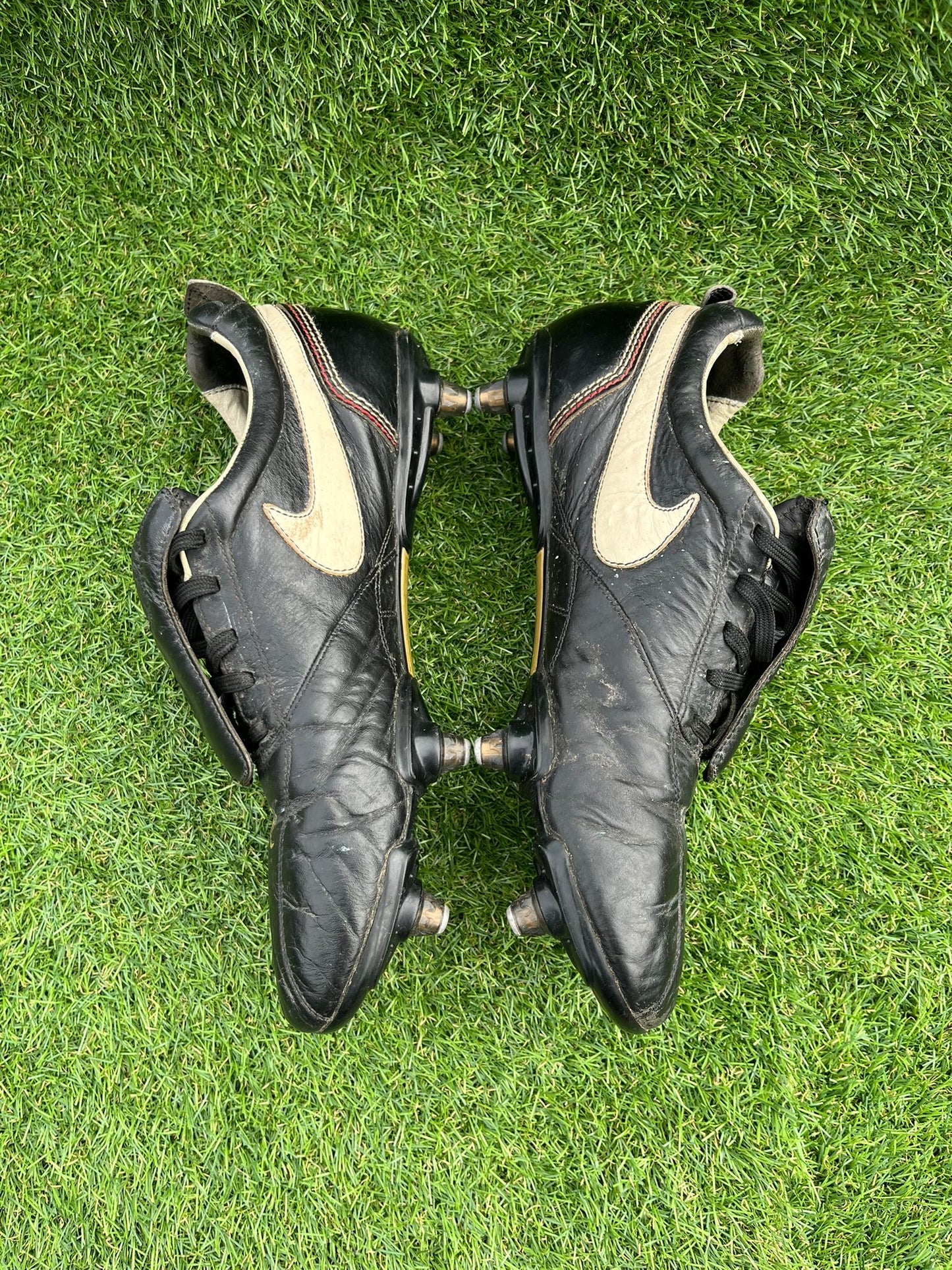 Nike Tiempo R10 Elite SG - 8 UK