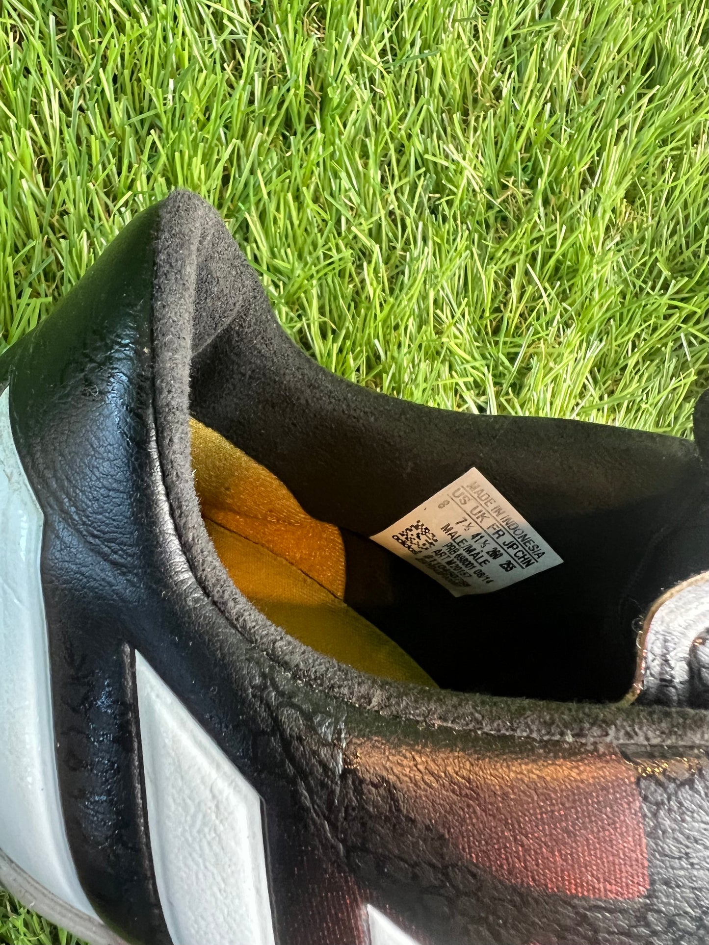 Adidas Predator Instinct Elite Champions League SG - 7.5 UK