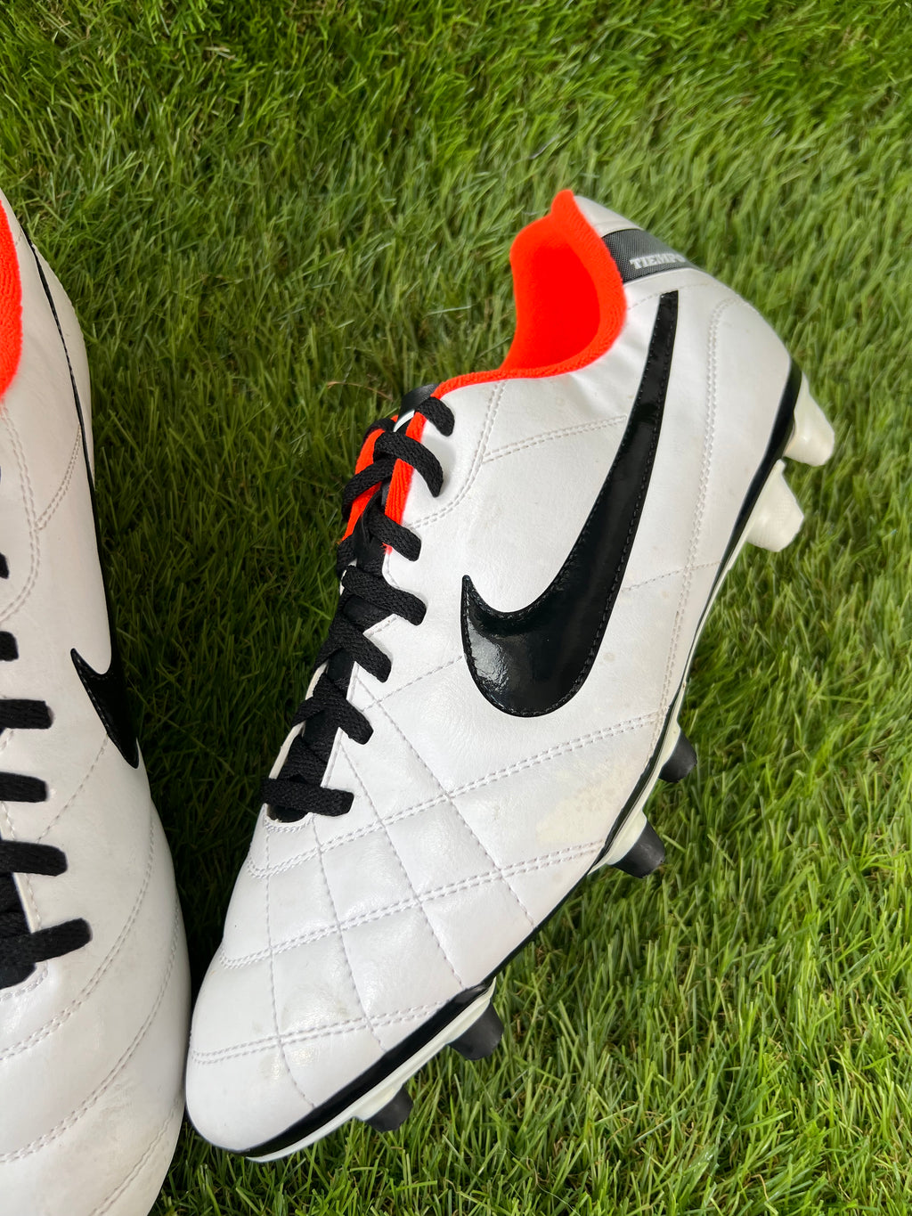 Nike Tiempo Rio FG - 9.5 UK