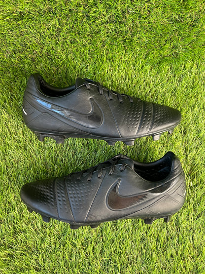 Nike CTR360 Maestri III Limited Edition 'Lights Out' FG - 9 UK