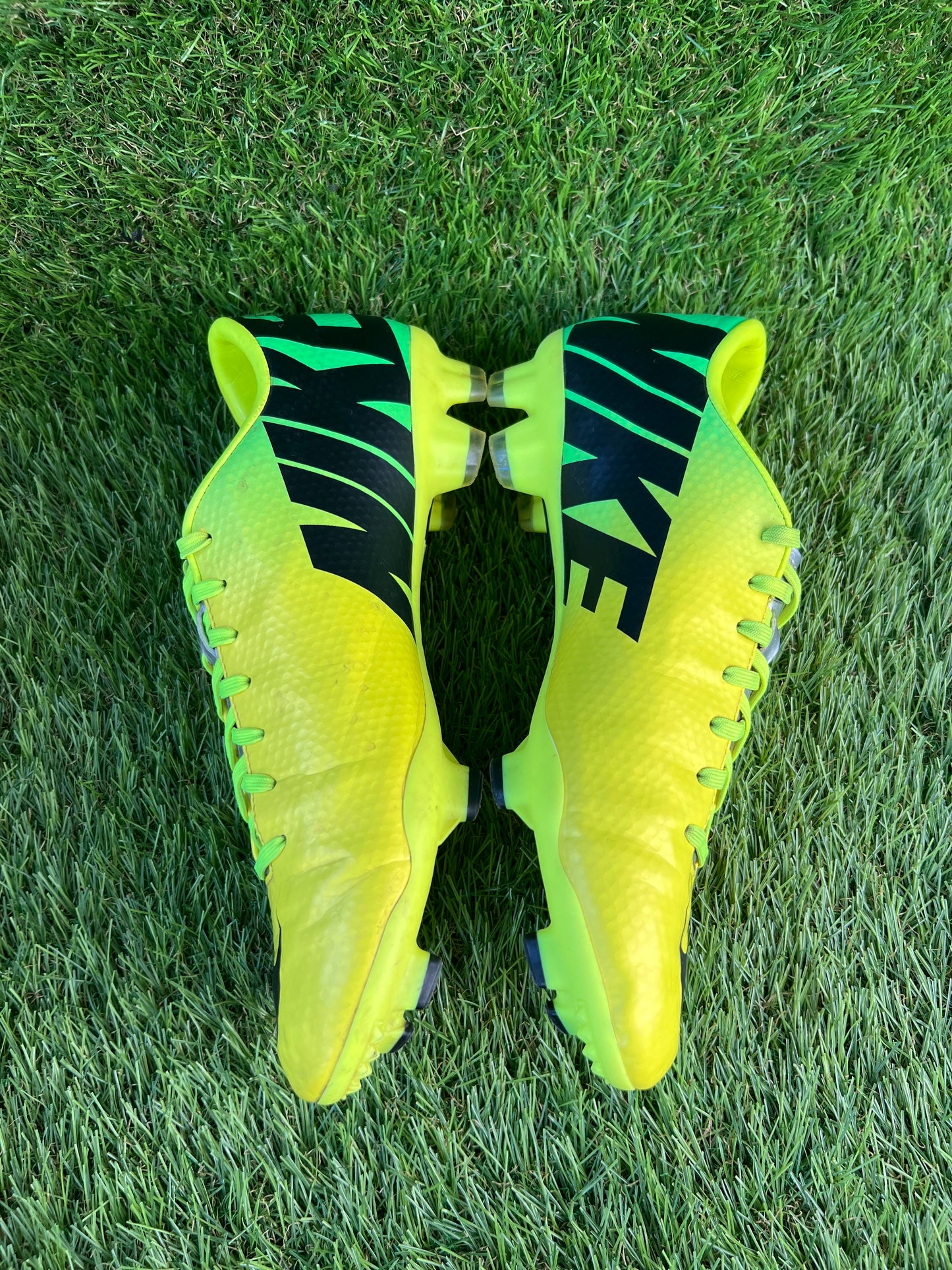 Nike Mercurial Victory IV FG - 8 UK