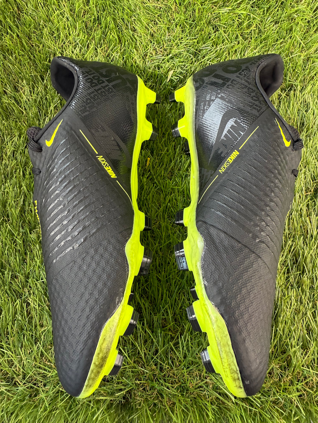 Nike Phantom Venom Academy FG - 8 UK