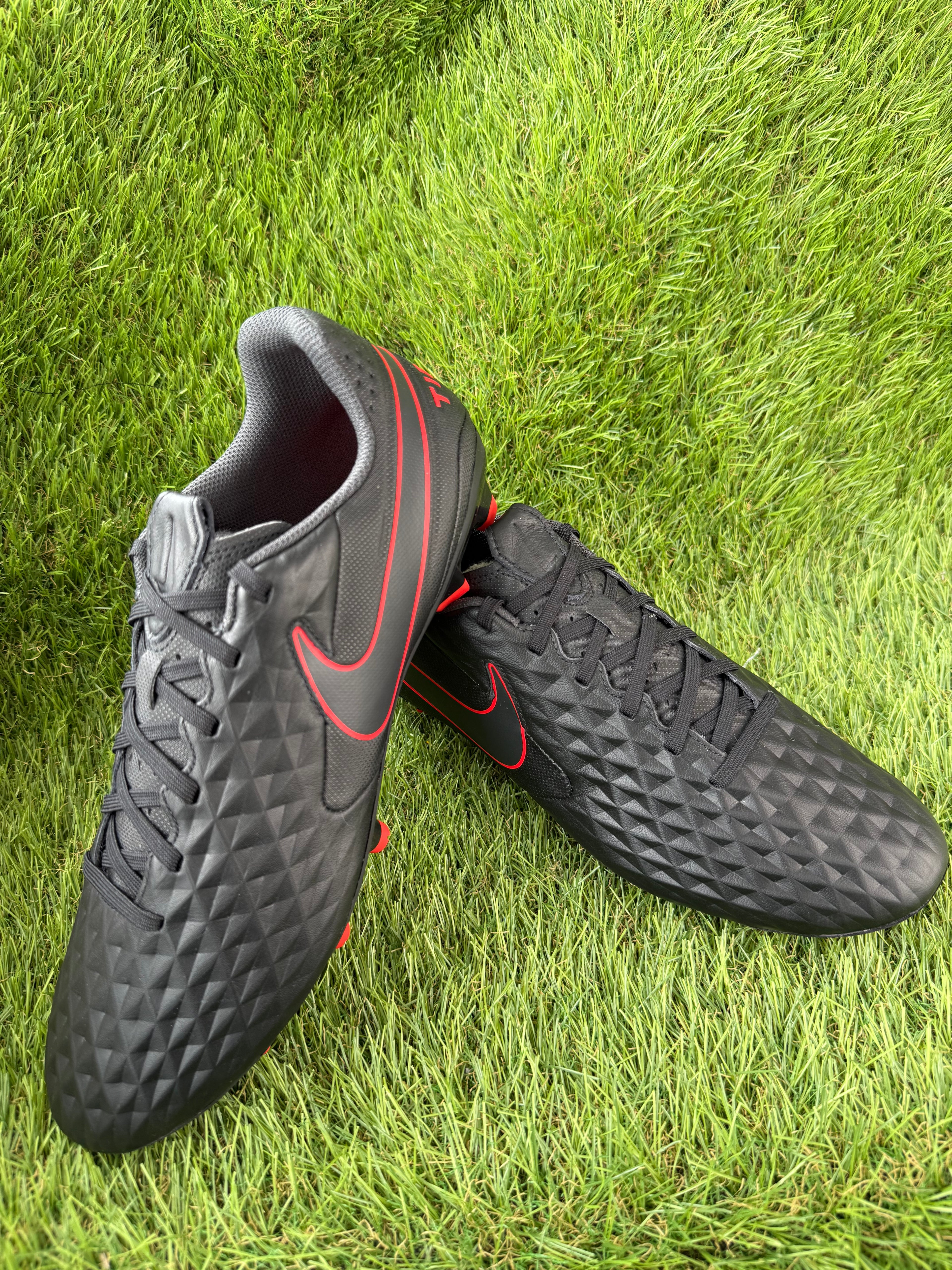 Nike Tiempo Legend 8 Academy FG - 9.5 UK