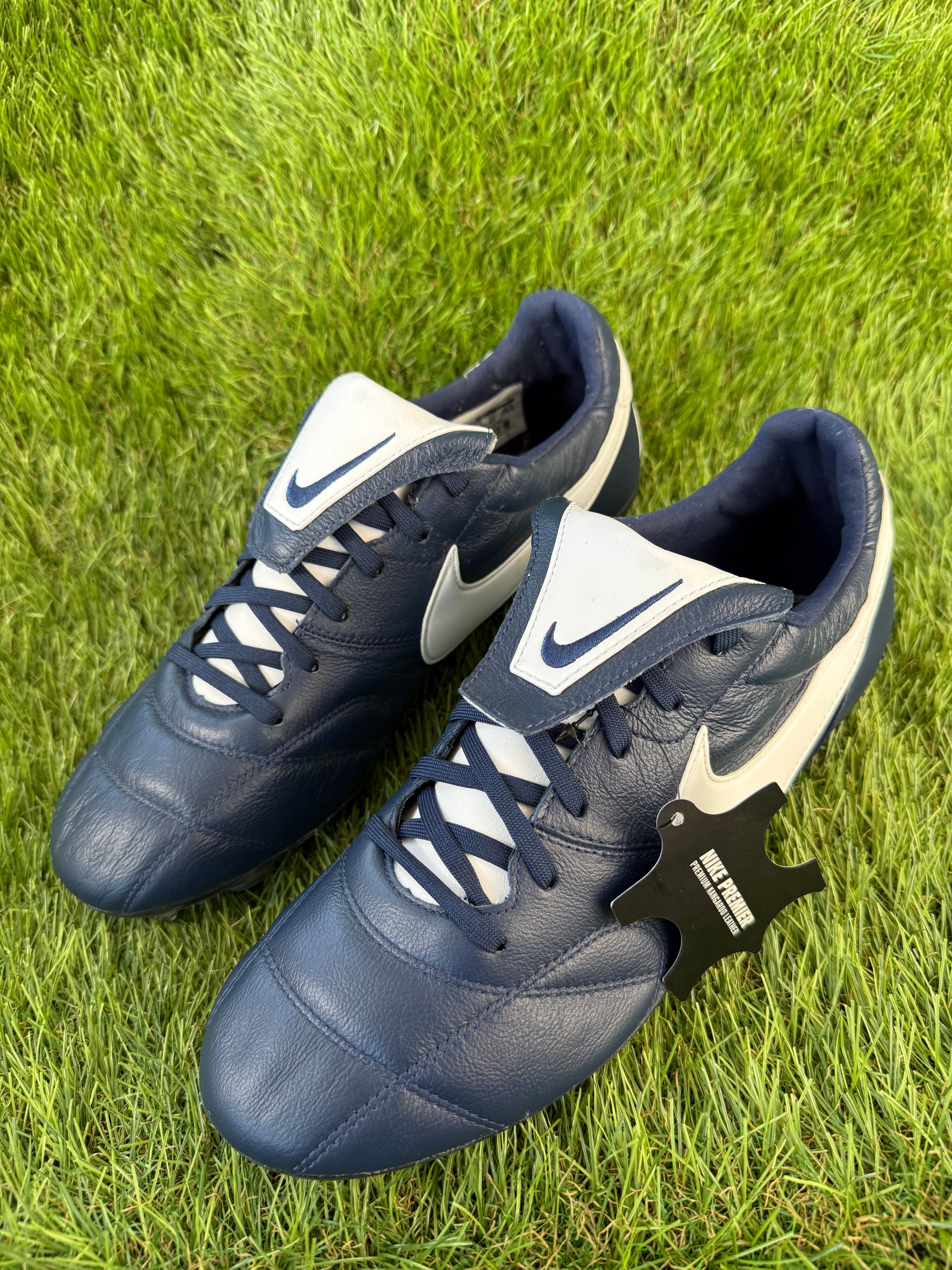 Nike Premier II SG - 7.5 UK