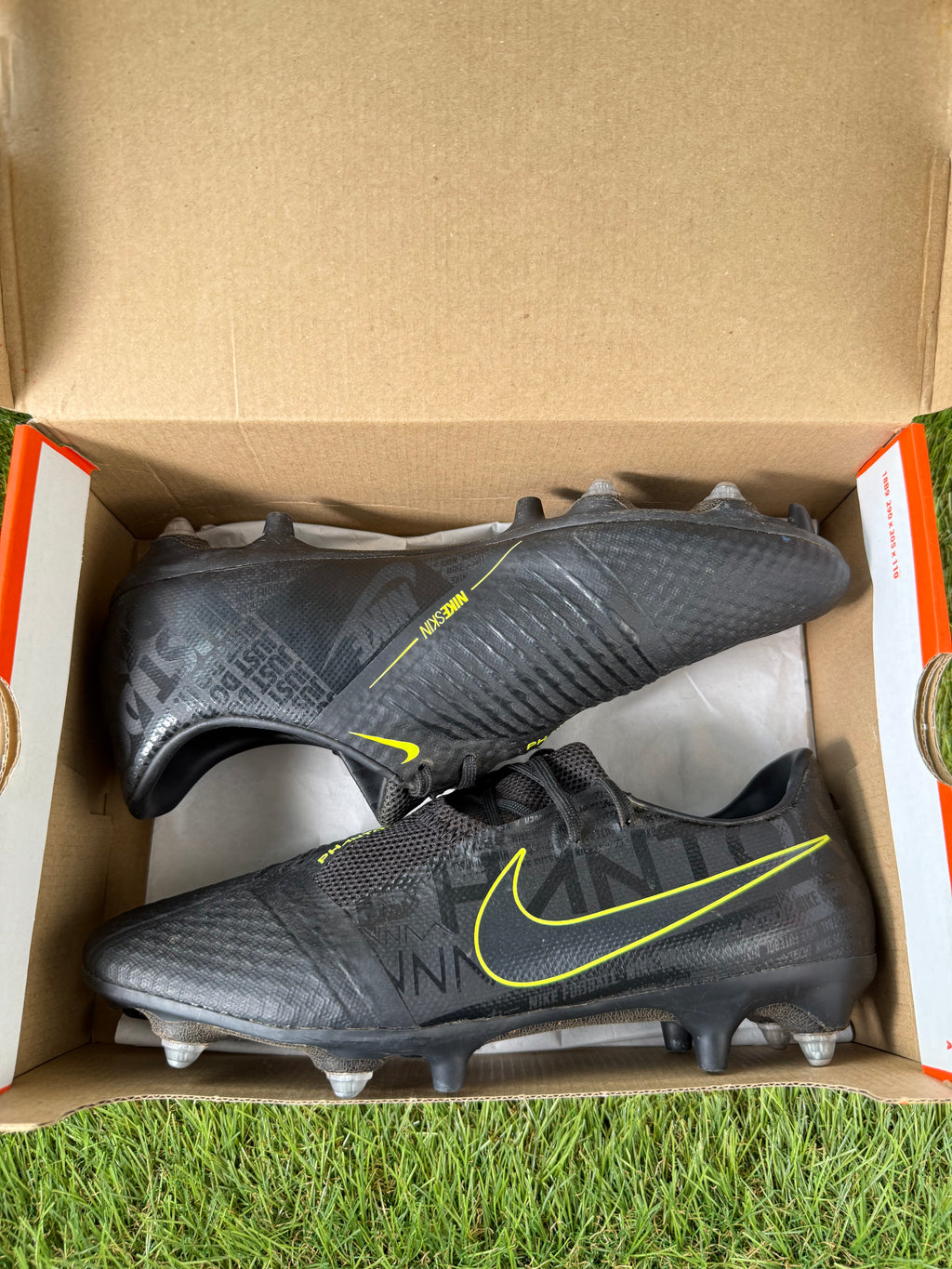 Nike Phantom Venom Academy SG - 8.5 UK