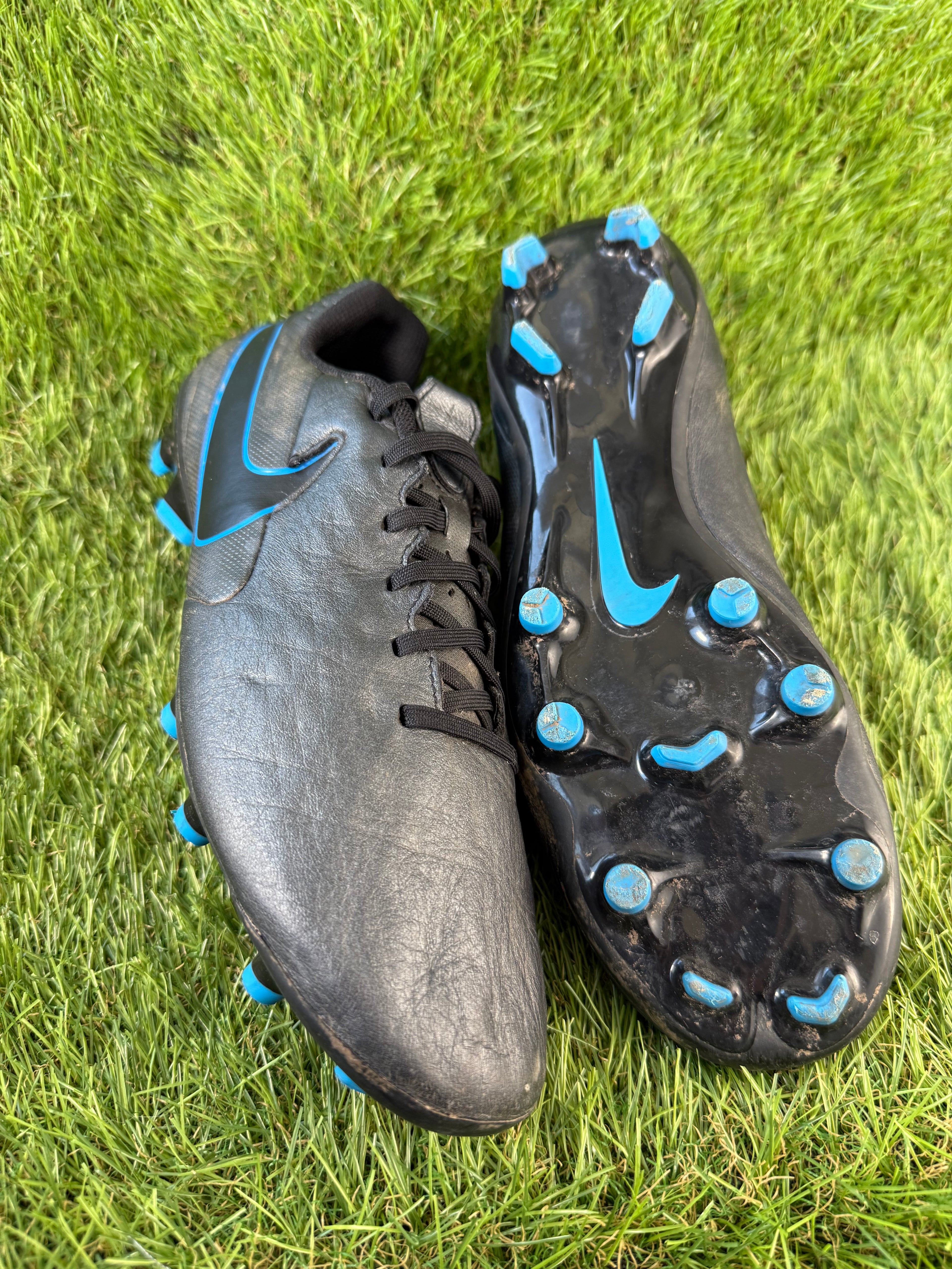 Nike Tiempo Legend 8 Academy FG - 8 UK
