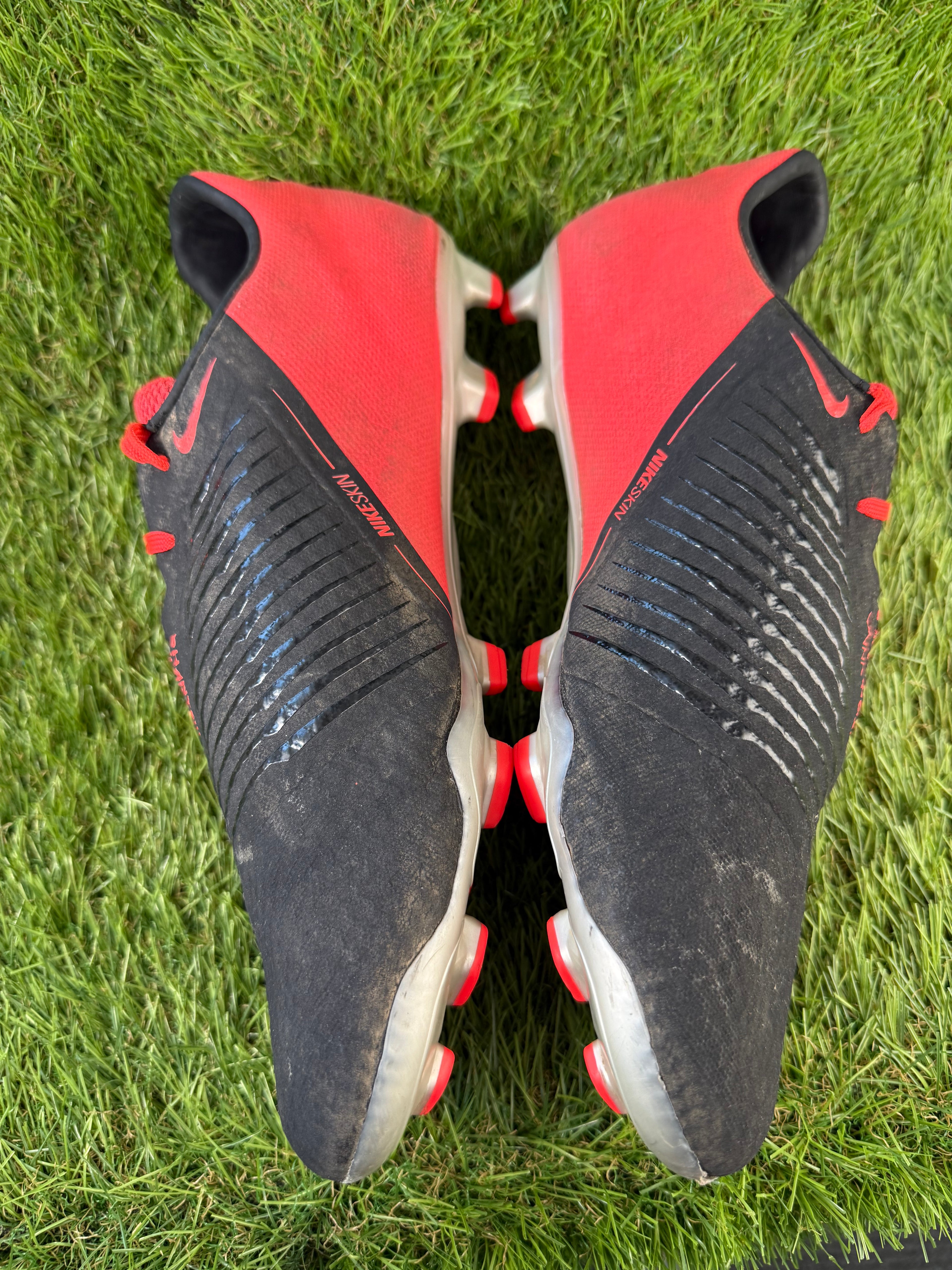 Nike Phantom Venom Academy FG - 11 UK