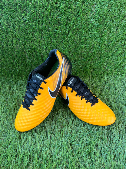 Nike Magista Opus II Elite ACC SG - 10 UK