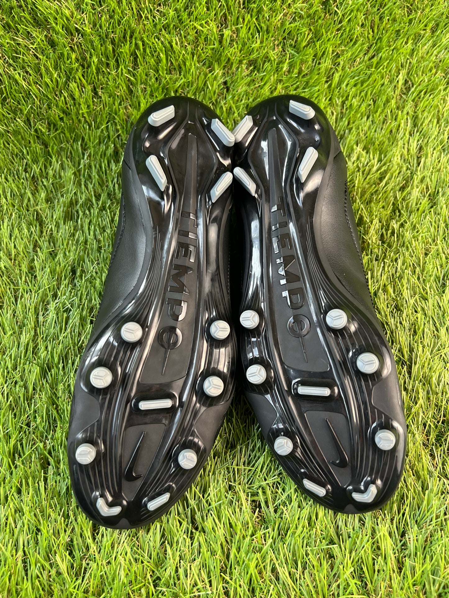 Nike Tiempo Legend IX Club FG - 7.5 UK
