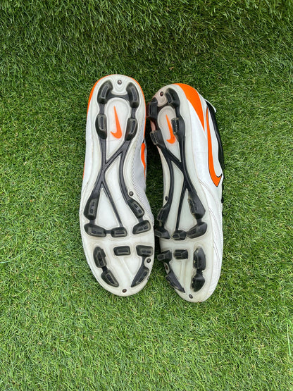Nike Total 90 Laser IV Strike (Pro Model) FG - 10.5 UK