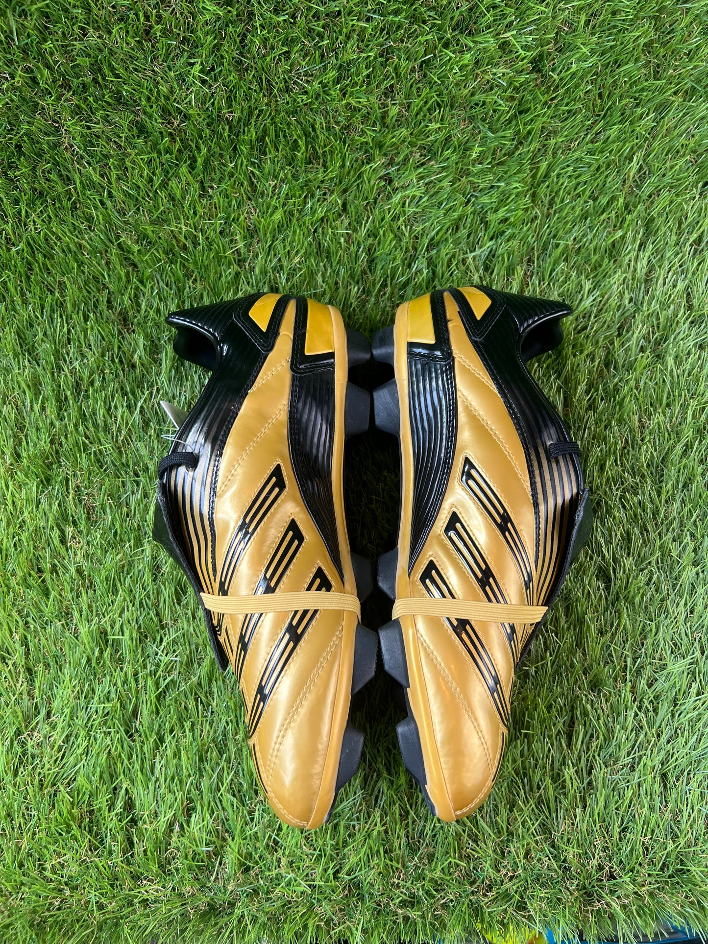 Adidas Predator Absolute FG - 8 UK