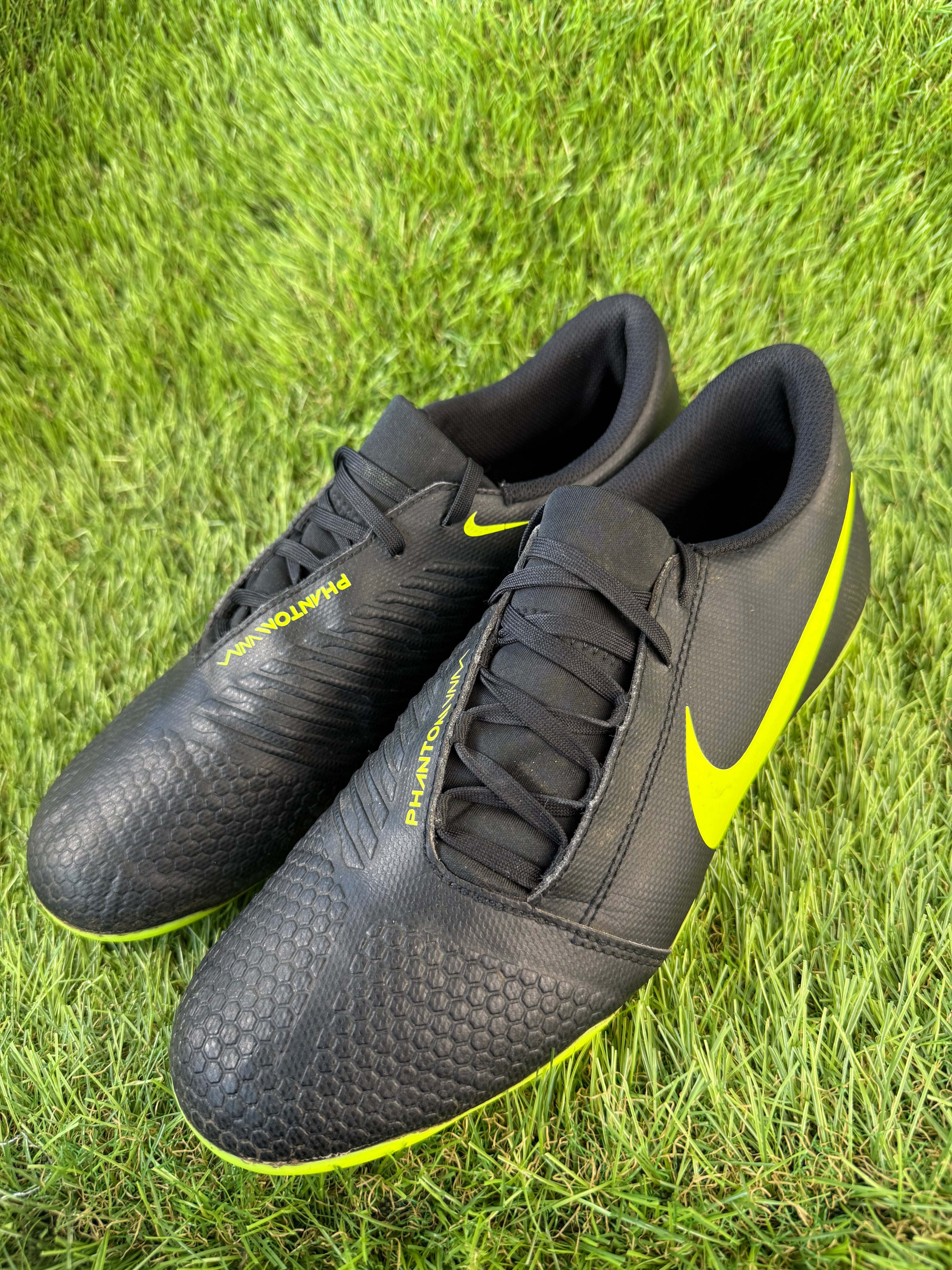 Nike Phantom Venom Club FG - 8 UK