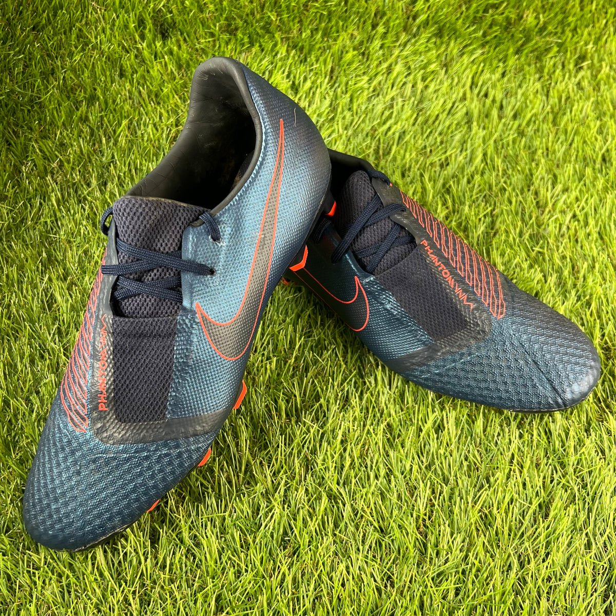 Nike Phantom Venom Academy FG - 8.5 UK